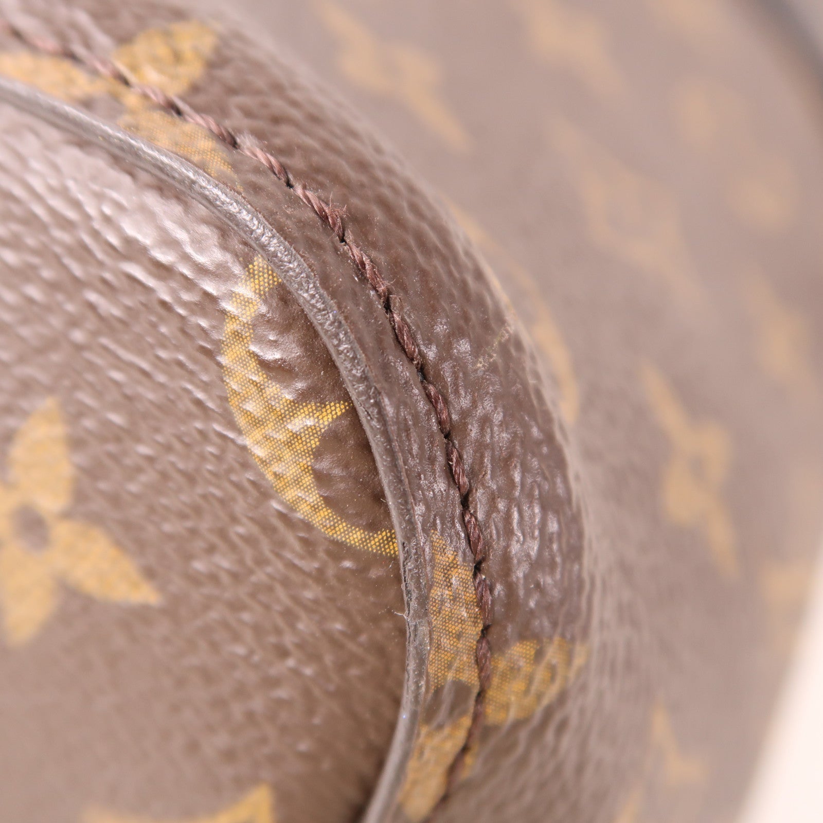 LOUIS VUITTON Monogram Neo Noe MM金扣肩背袋棕色