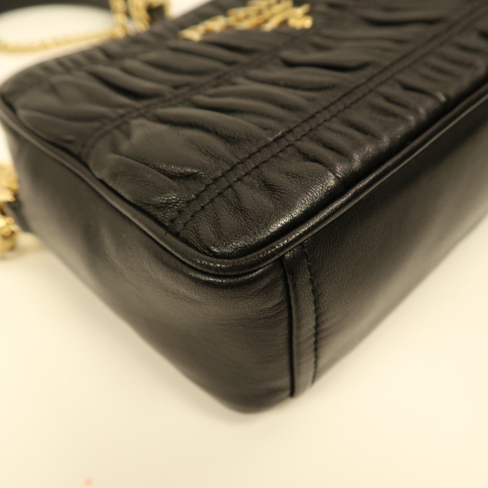 PRADA 羊皮皮革Chain Shoulder金扣鏈帶肩背袋黑色