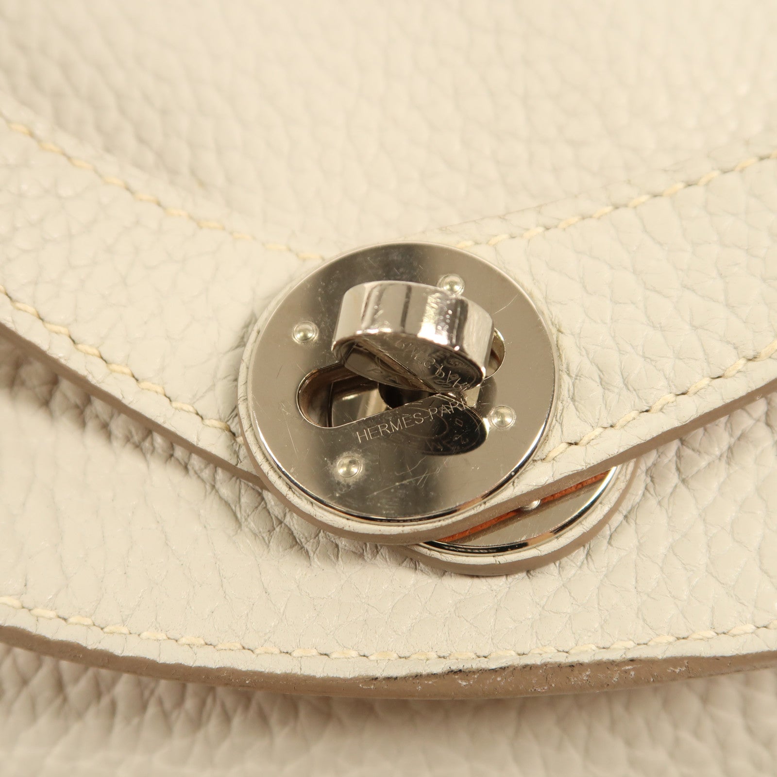 HERMES 【激減優惠】Clemence皮革Lindy 30銀扣手挽肩背兩用袋Gris Perle