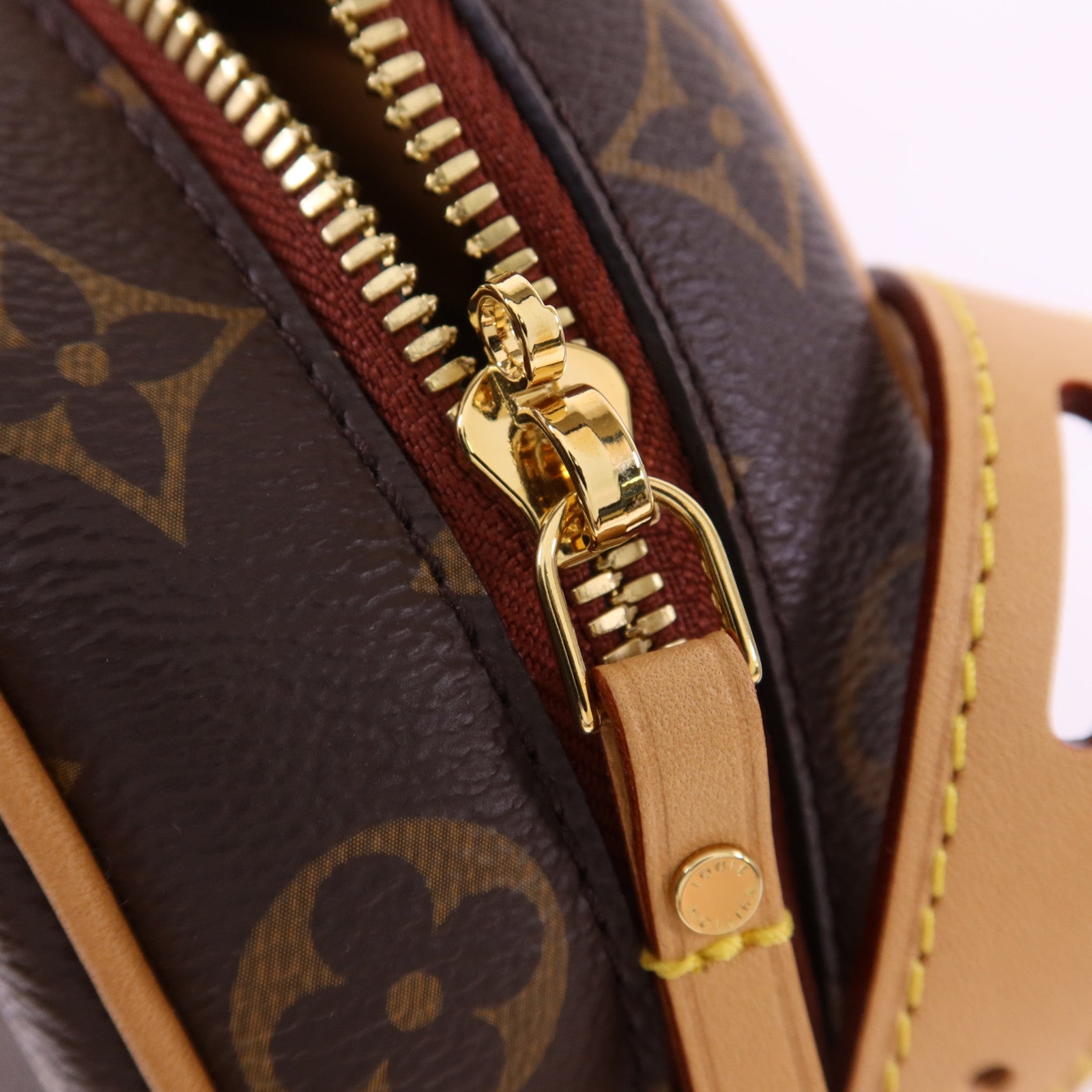 LOUIS VUITTON Monogram Boite Chapeau Souple MM金扣肩背袋