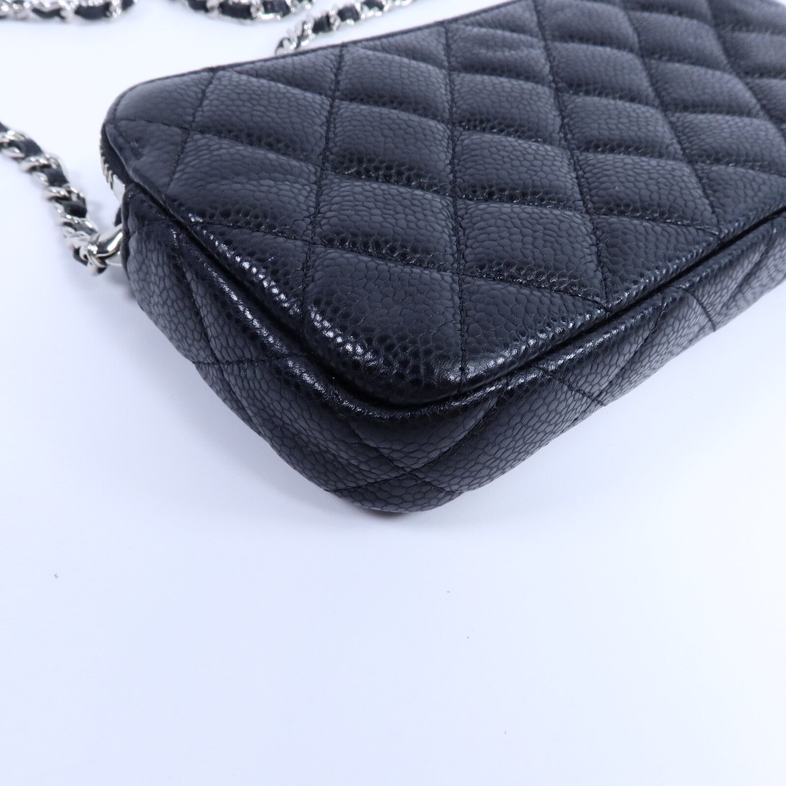 CHANEL 牛皮皮革WOC Wallet On Chain鏈帶肩背袋