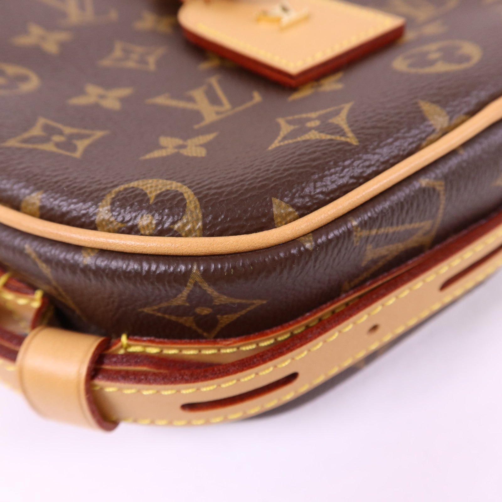 LOUIS VUITTON Monogram Boite Chapeau Souple MM金扣肩背袋