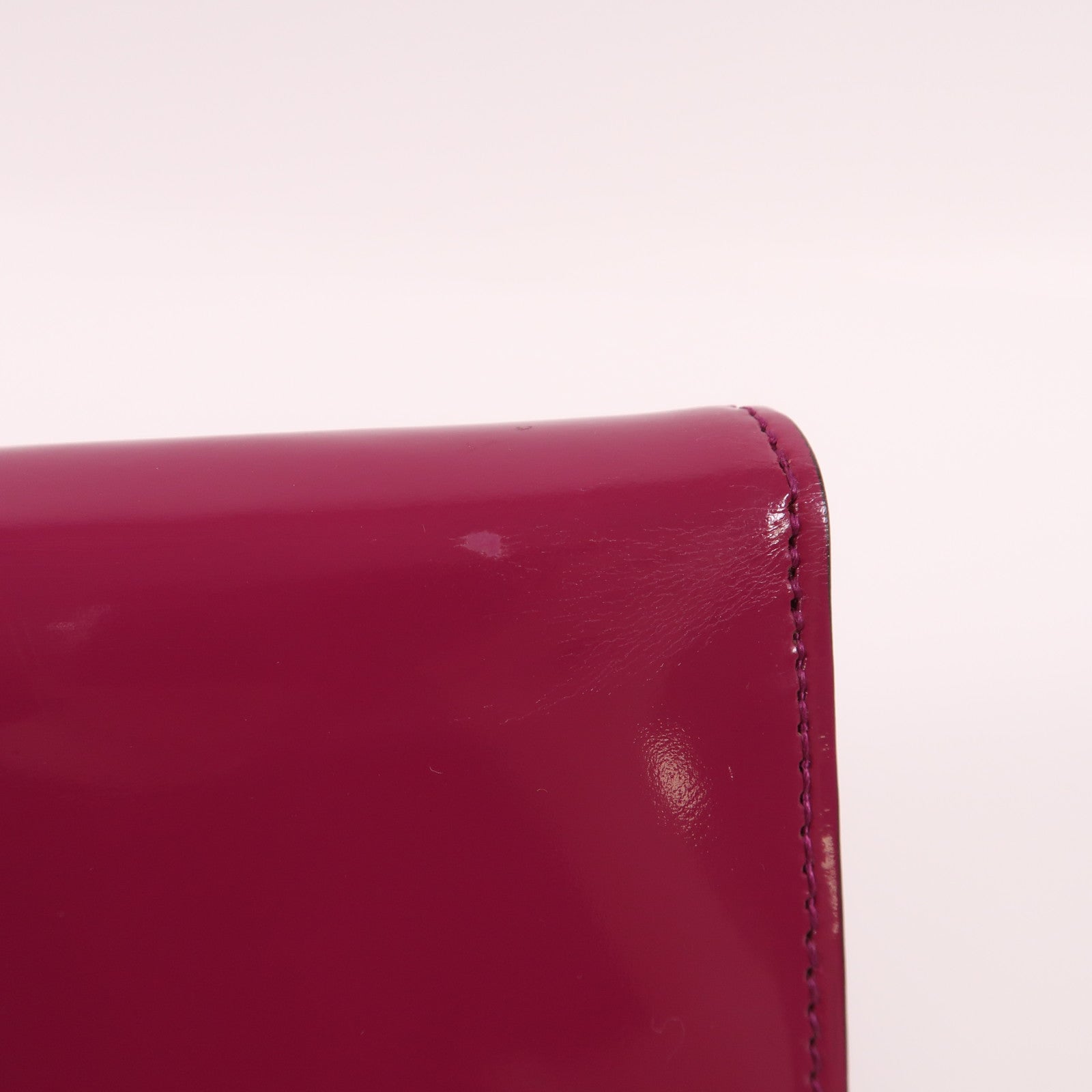 GUCCI 漆皮皮革Clutch Bag銀扣手拿包