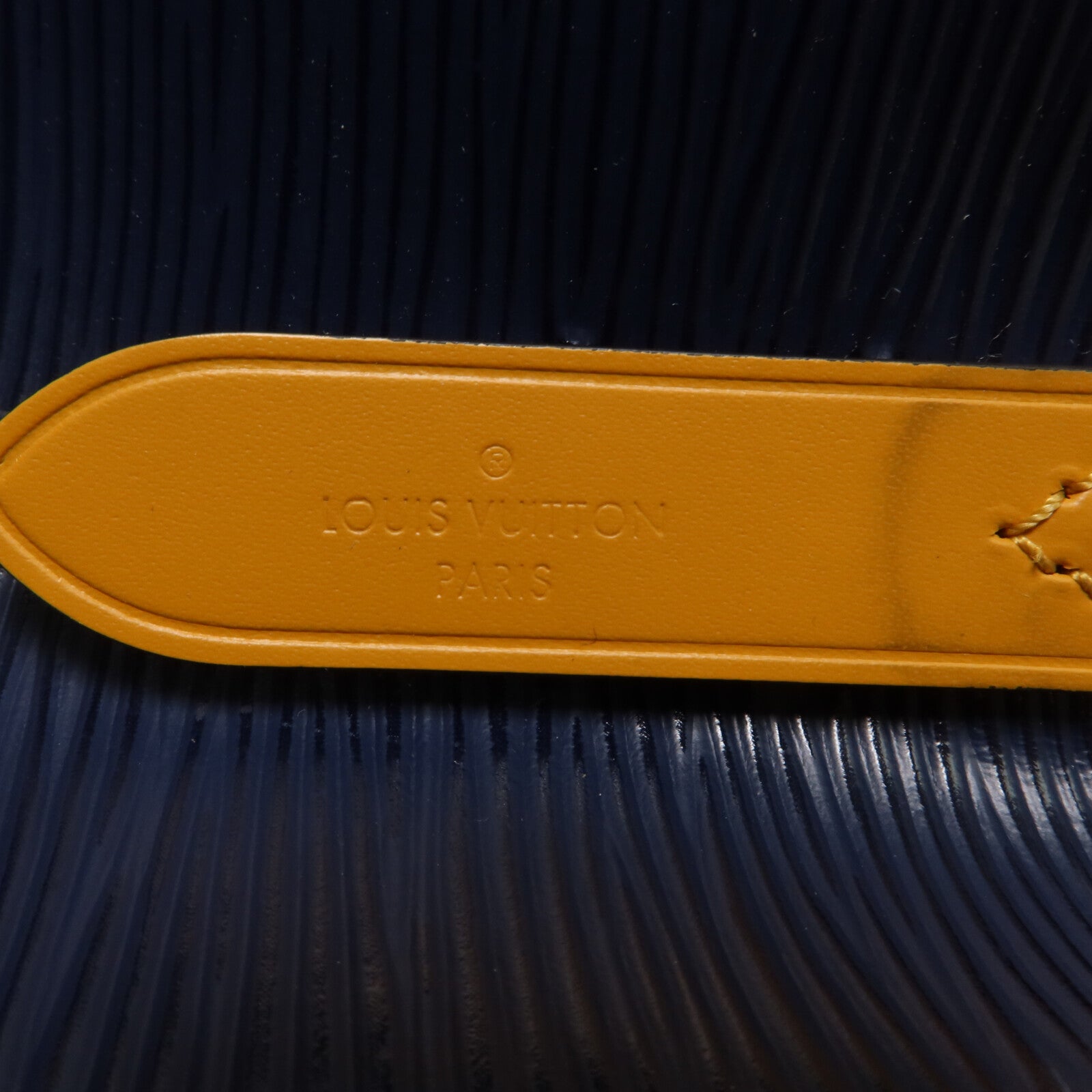LOUIS VUITTON Epi Neo Noe BB手挽肩背兩用袋