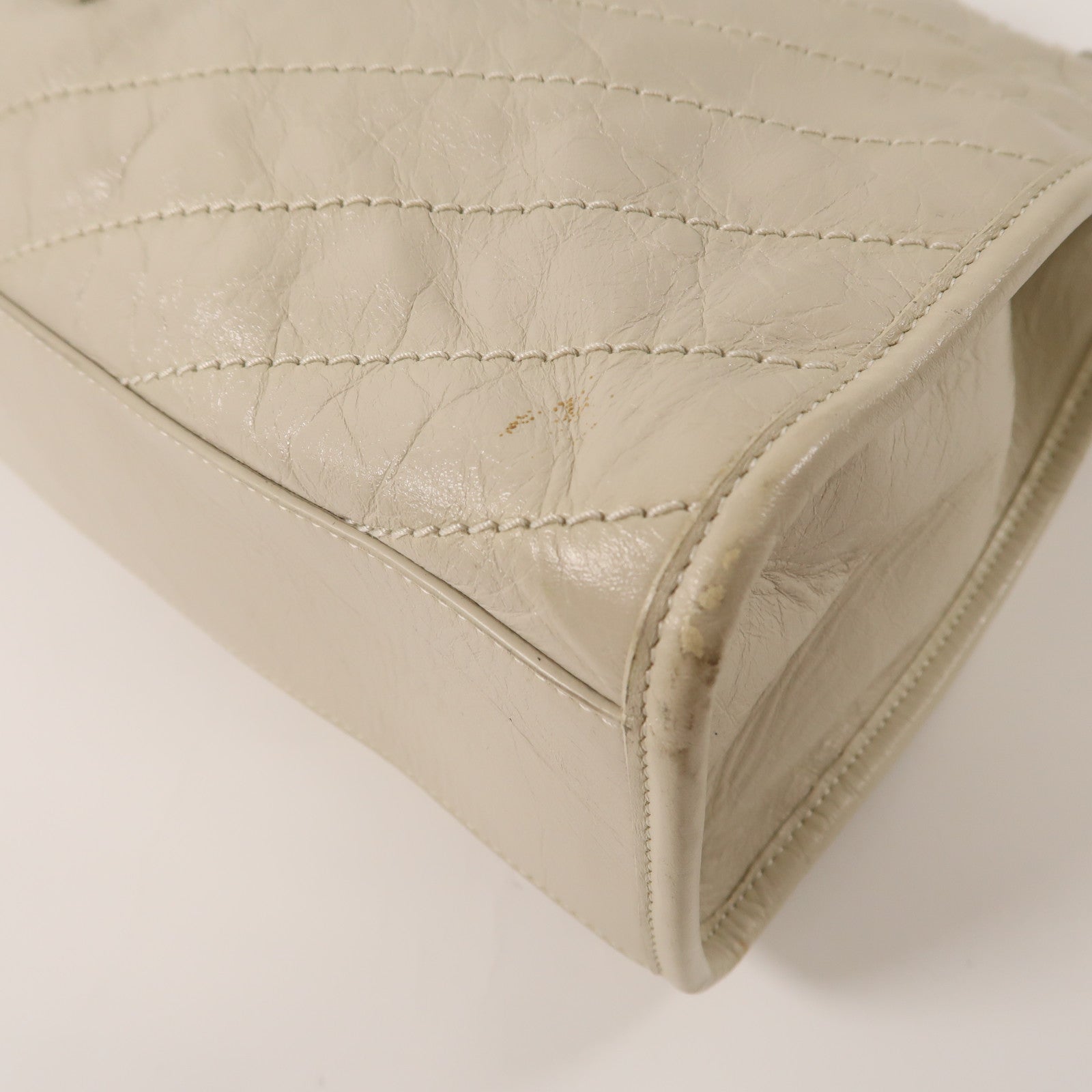 SAINT LAURENT 牛皮皮革Shoulder Bag銀扣肩背袋米色