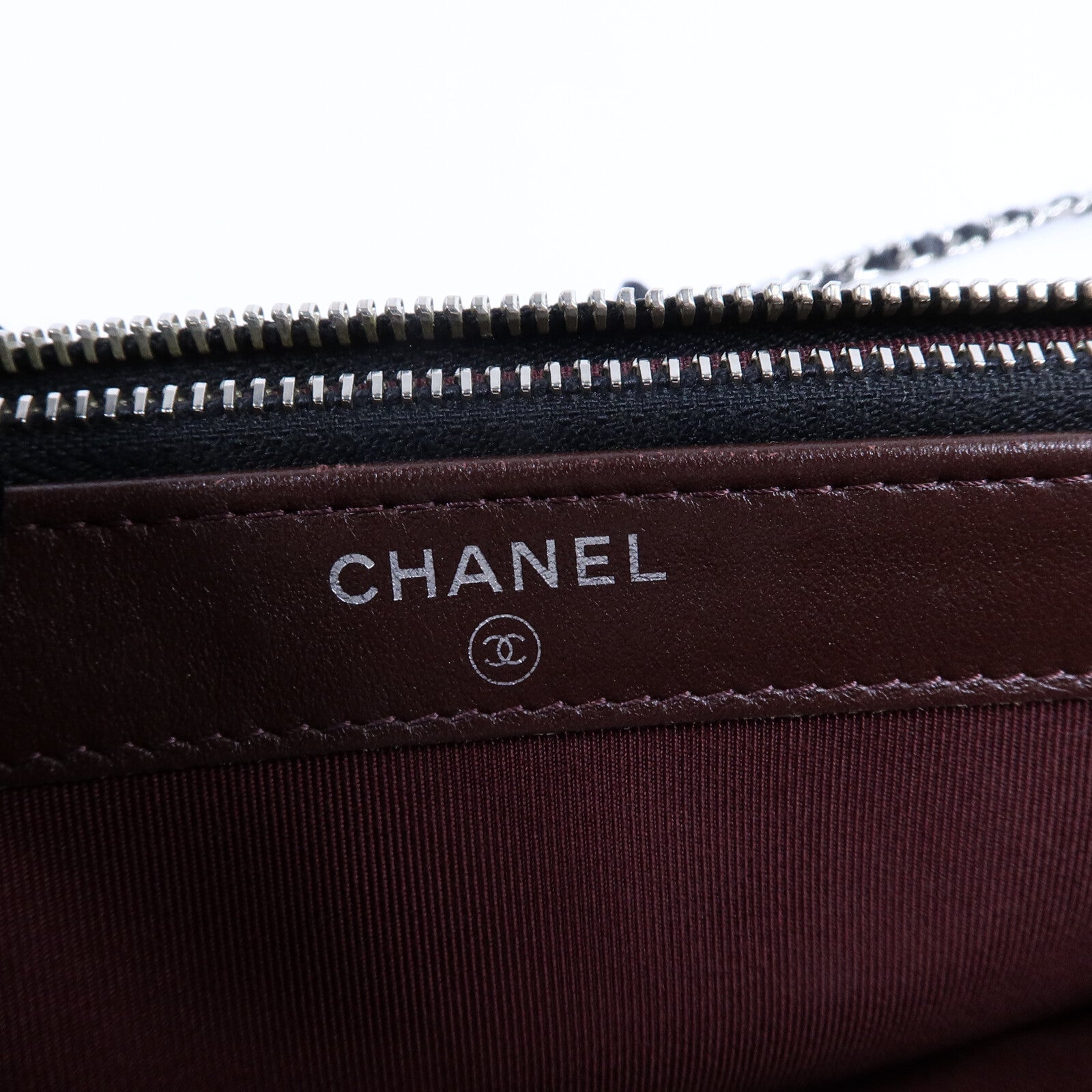 CHANEL 牛皮皮革WOC Wallet On Chain鏈帶肩背袋