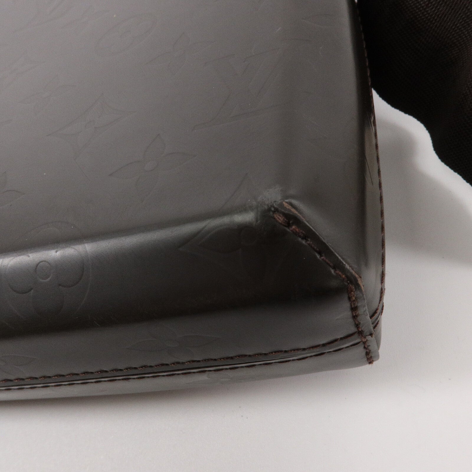 LOUIS VUITTON Monogram Glace Bobby Cafe肩背袋