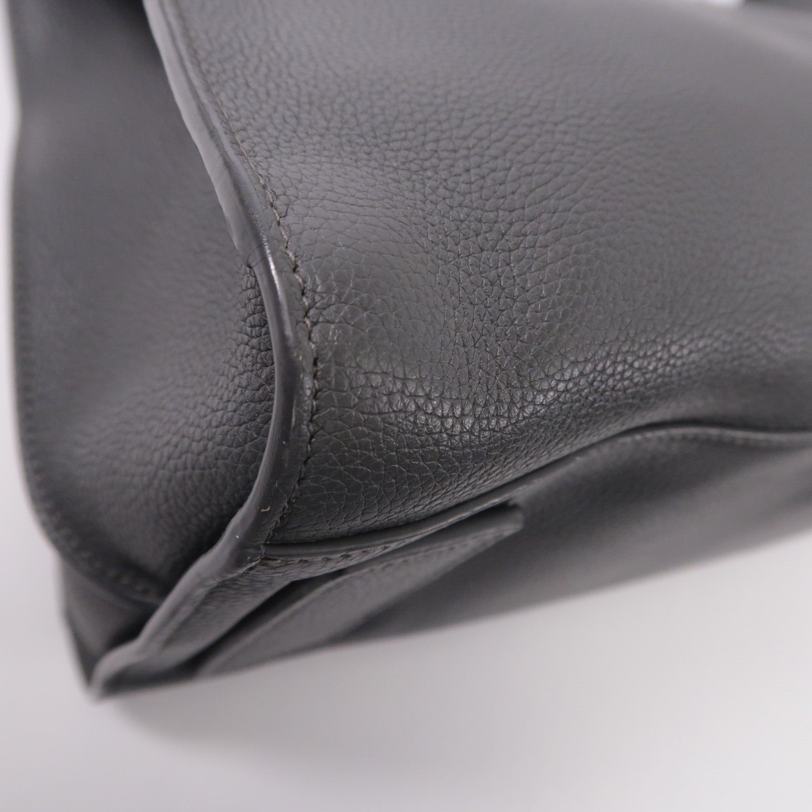 SAINT LAURENT 牛皮皮革Sac De Jour Souple North-South手挽肩背兩用袋