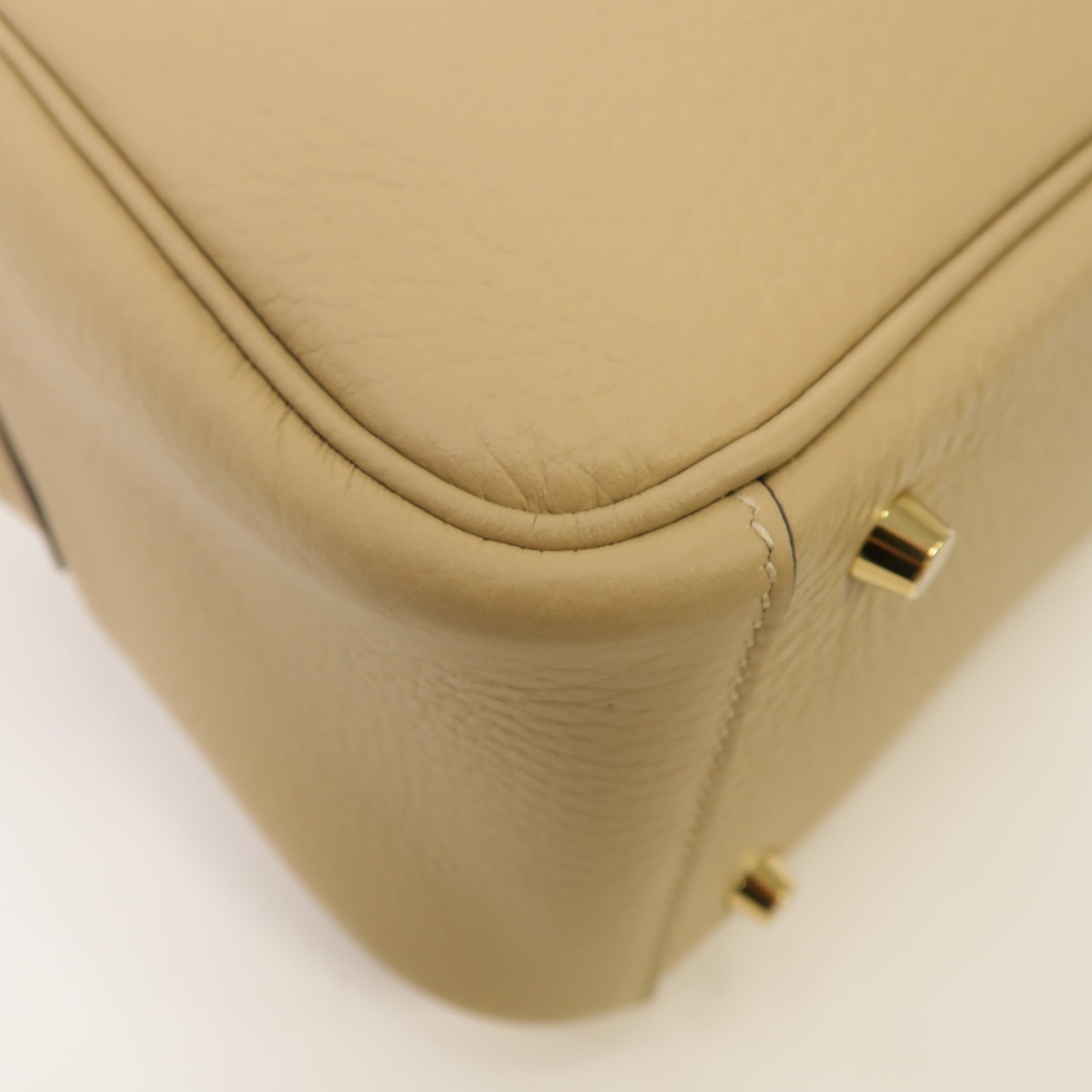 HERMES Clemence皮革Mini Lindy金扣肩背袋風衣卡其