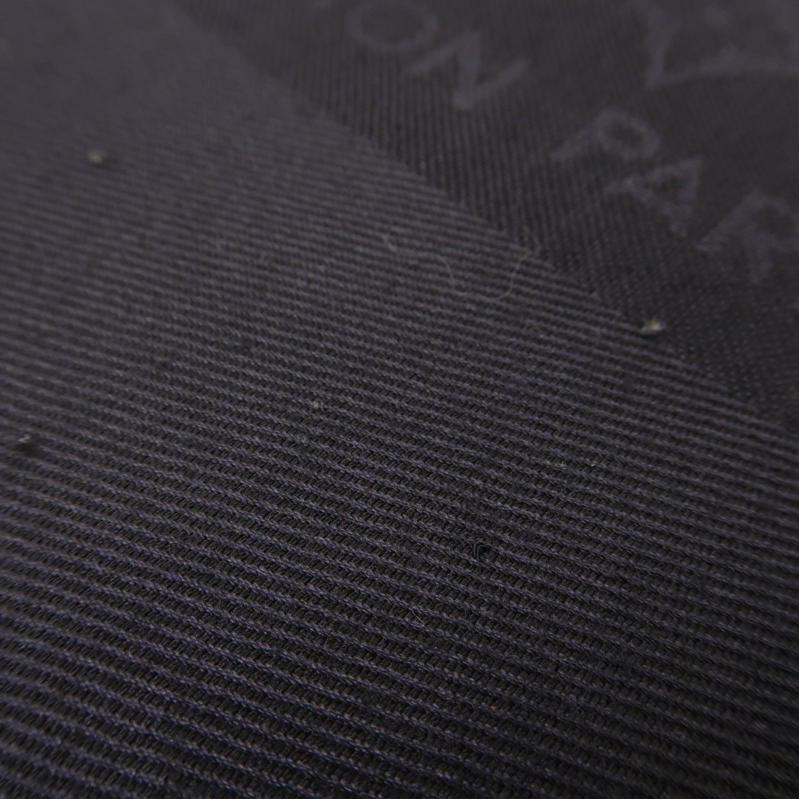 LOUIS VUITTON 絲質/羊毛Scarf圍巾黒色