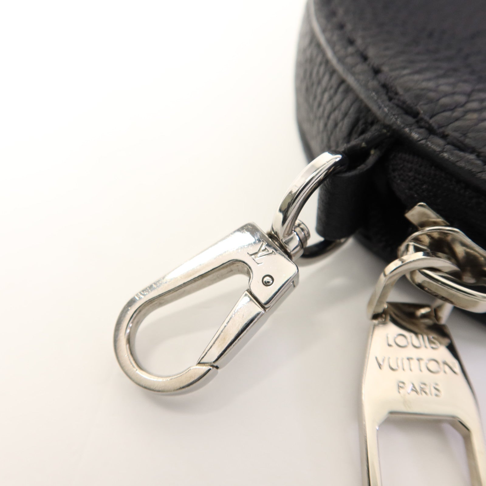 LOUIS VUITTON Mahina Bella銀扣手挽肩背兩用袋