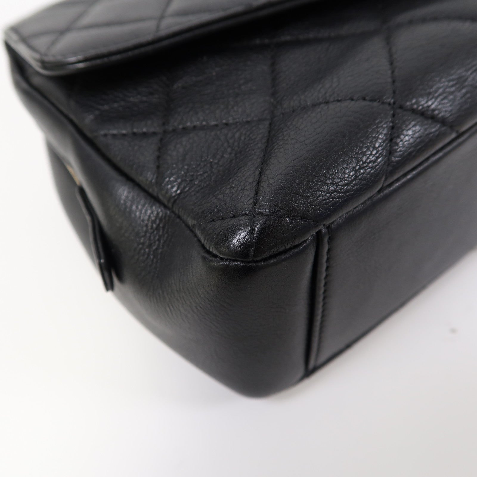 CHANEL 菱格牛皮皮革Chain Shoulder金扣手挽肩背兩用袋黑色