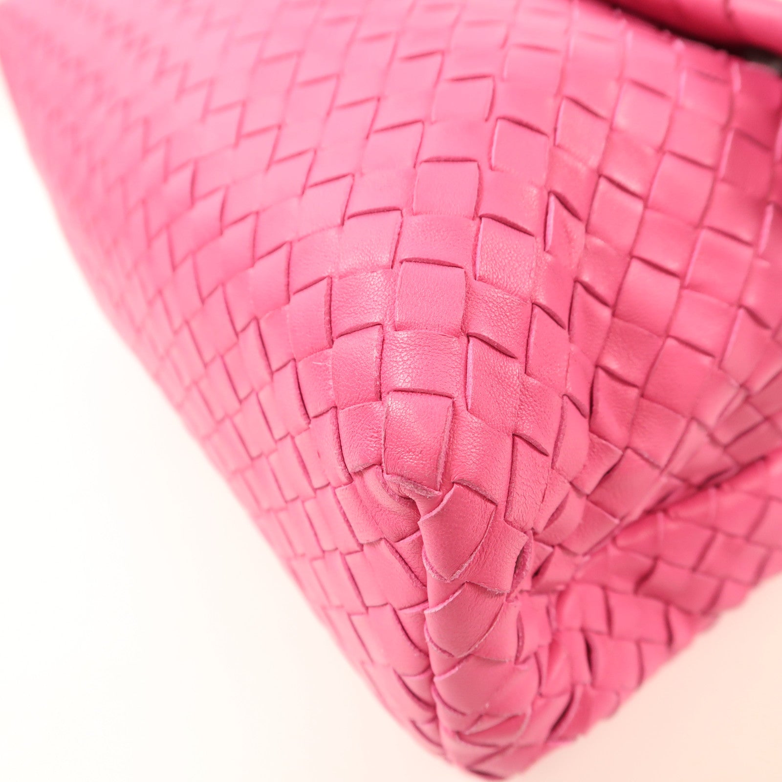 BOTTEGA VENETA 牛皮皮革Olimpia Medium黑扣鏈帶肩背袋