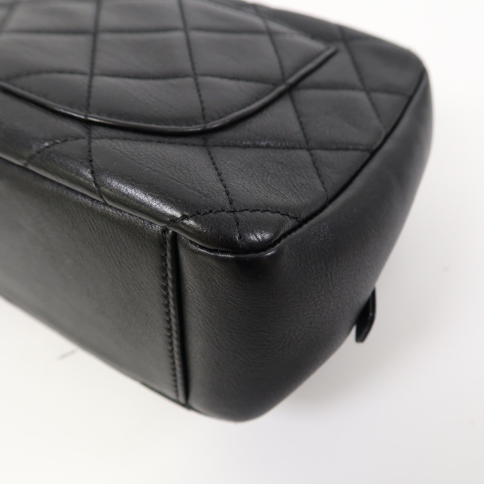 CHANEL 菱格牛皮皮革Chain Shoulder金扣手挽肩背兩用袋黑色