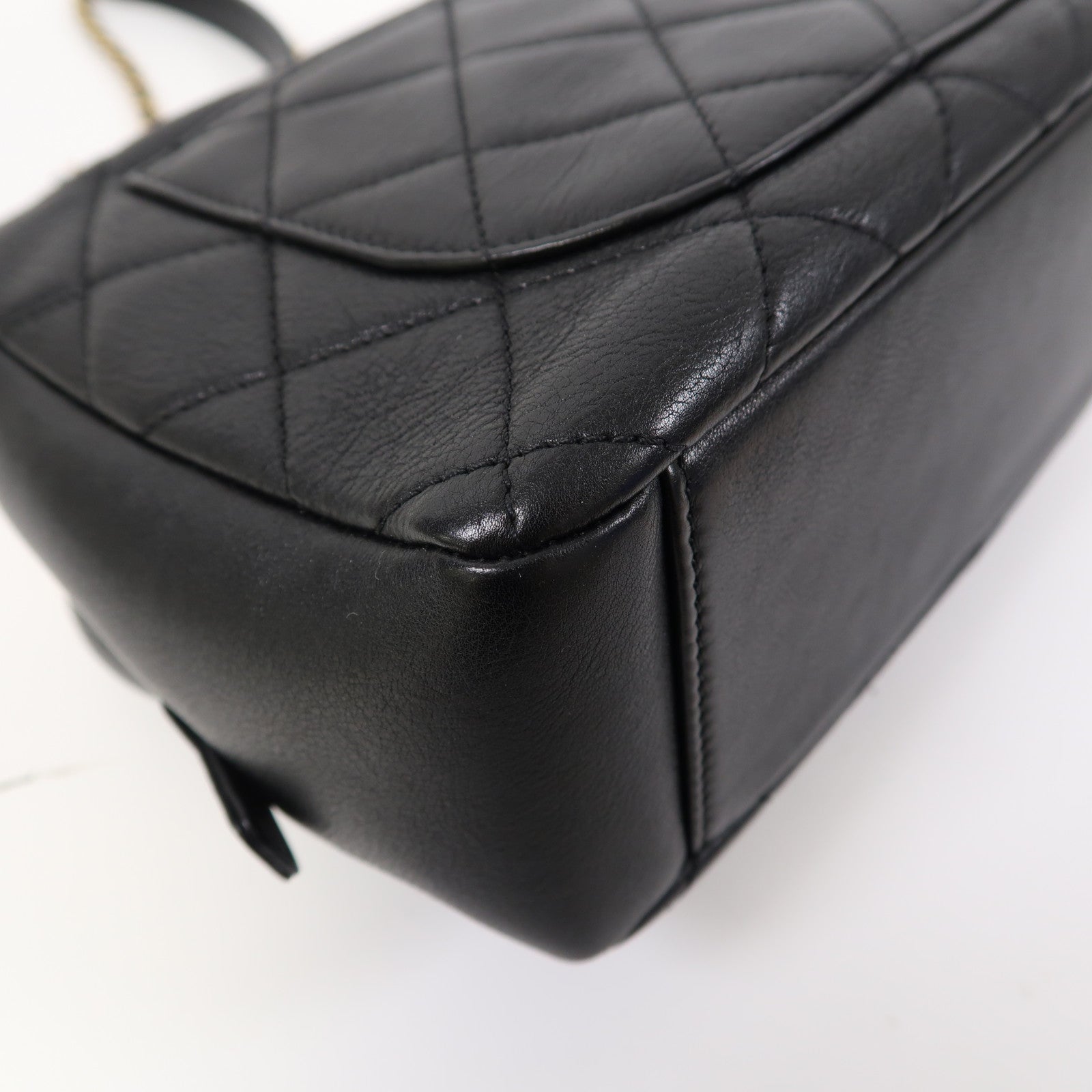 CHANEL 菱格牛皮皮革Chain Shoulder金扣手挽肩背兩用袋黑色