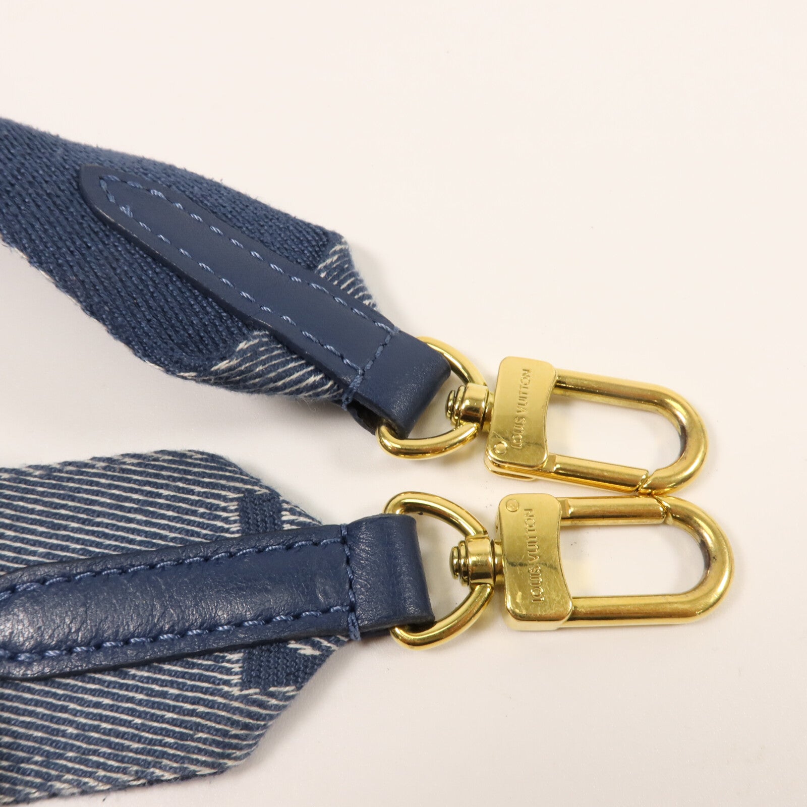 LOUIS VUITTON Monogram Lambskin Coussin PM鏈帶肩背袋