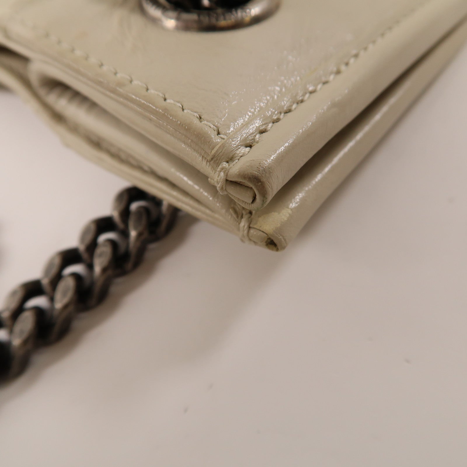 SAINT LAURENT 牛皮皮革Shoulder Bag銀扣肩背袋米色