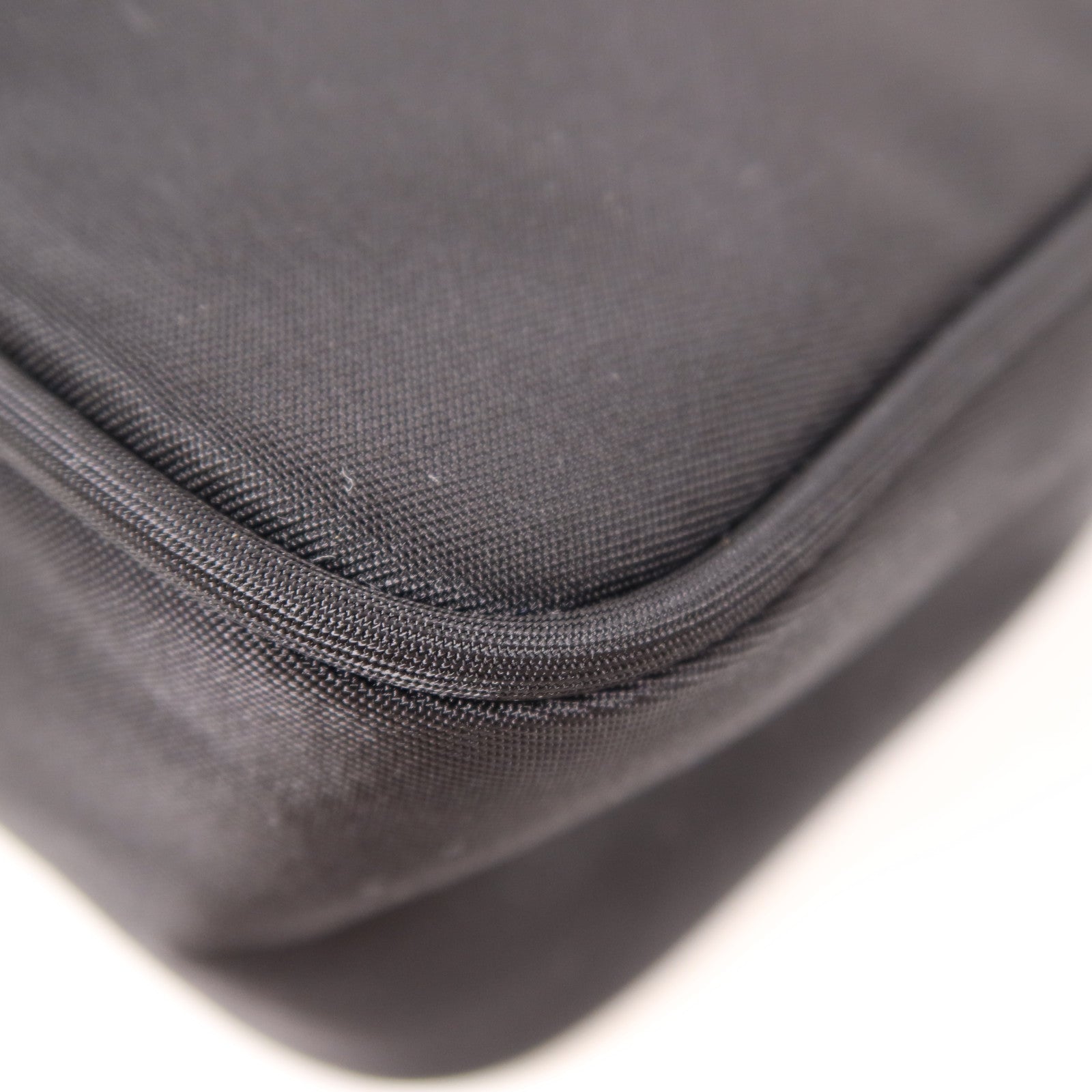 PRADA SHW Re-Edition 2000 Mini Handbag Nylon Black