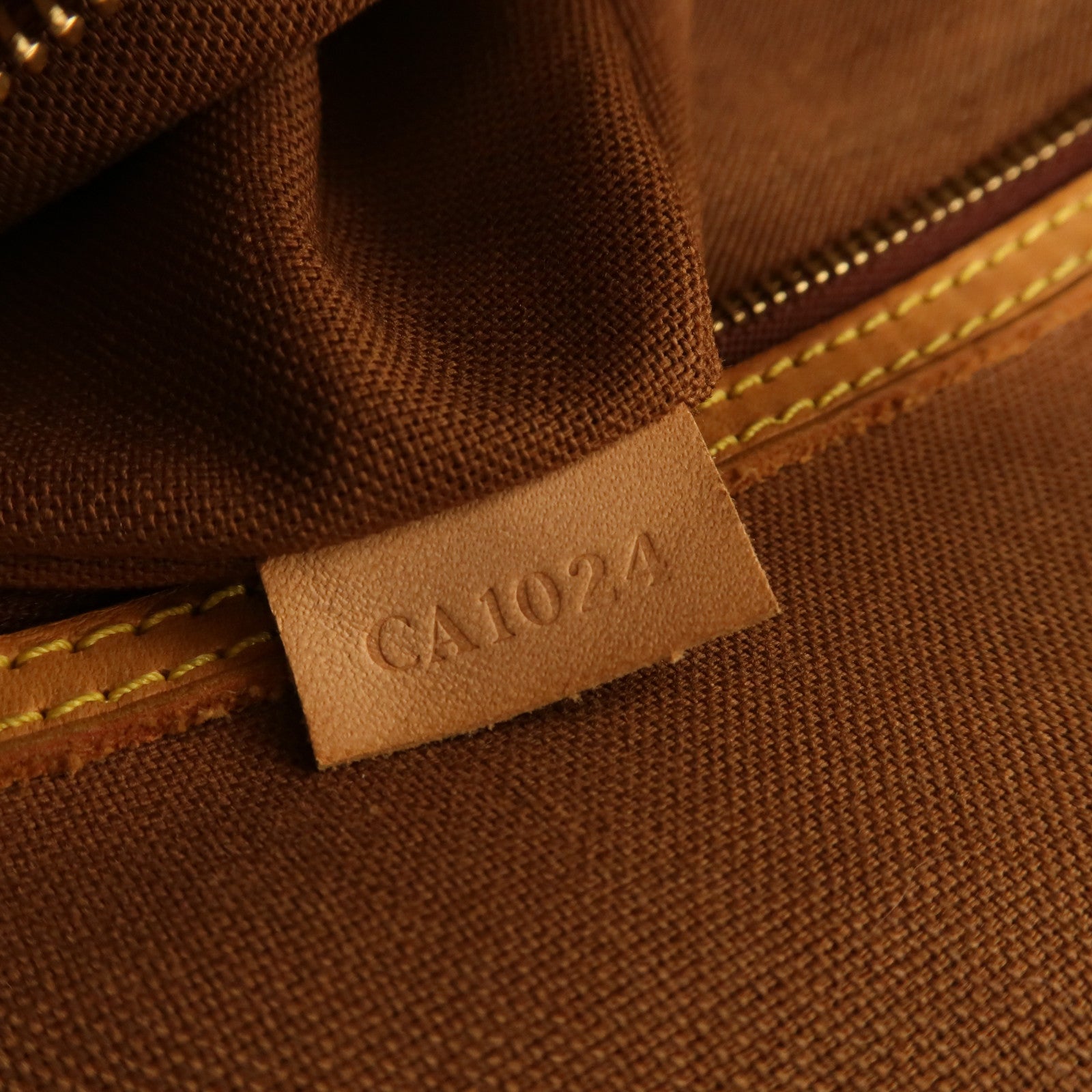 LOUIS VUITTON Monogram Abbesses金扣肩背袋棕色