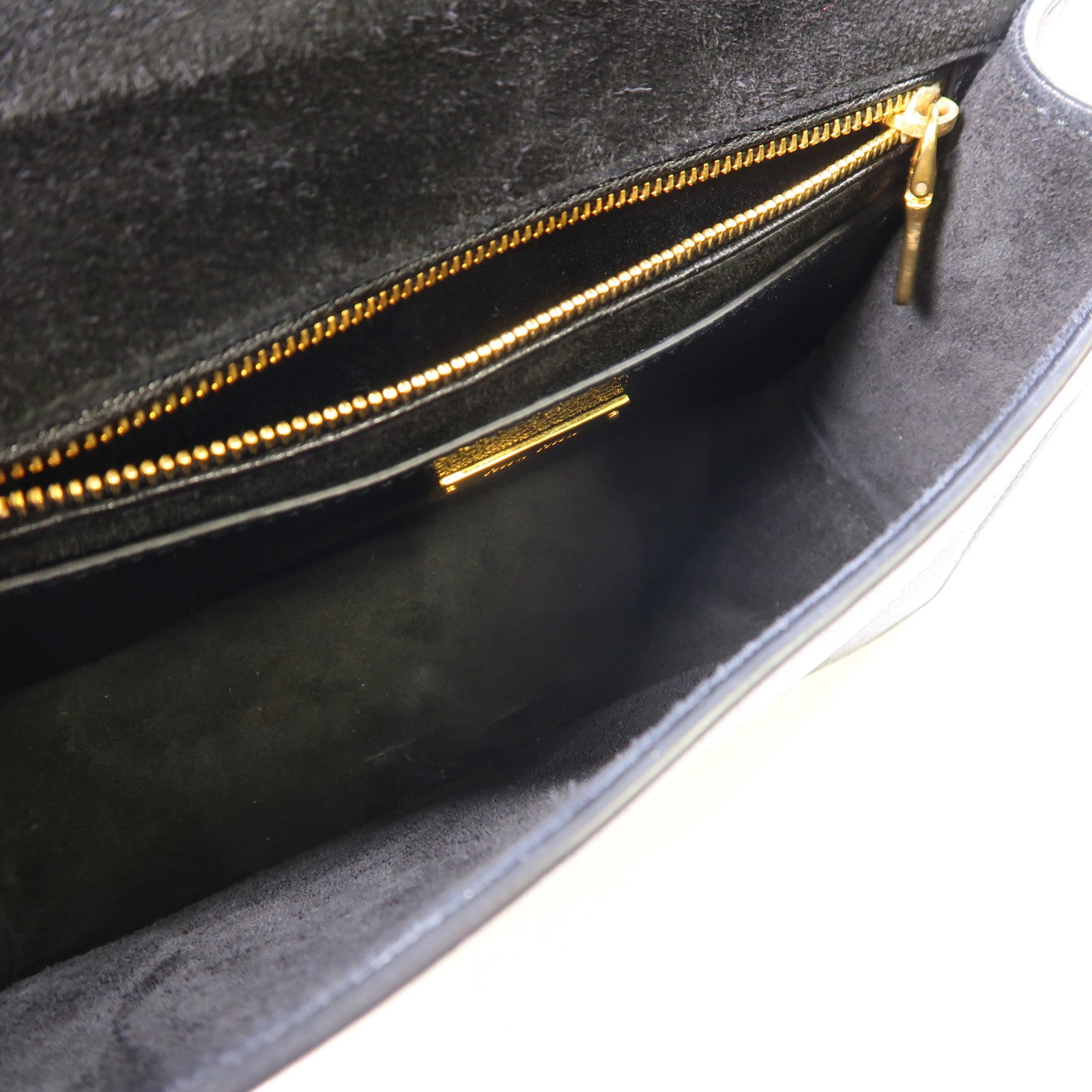 Miu Miu 牛皮皮革Shoulder Bag金扣肩背袋黑色