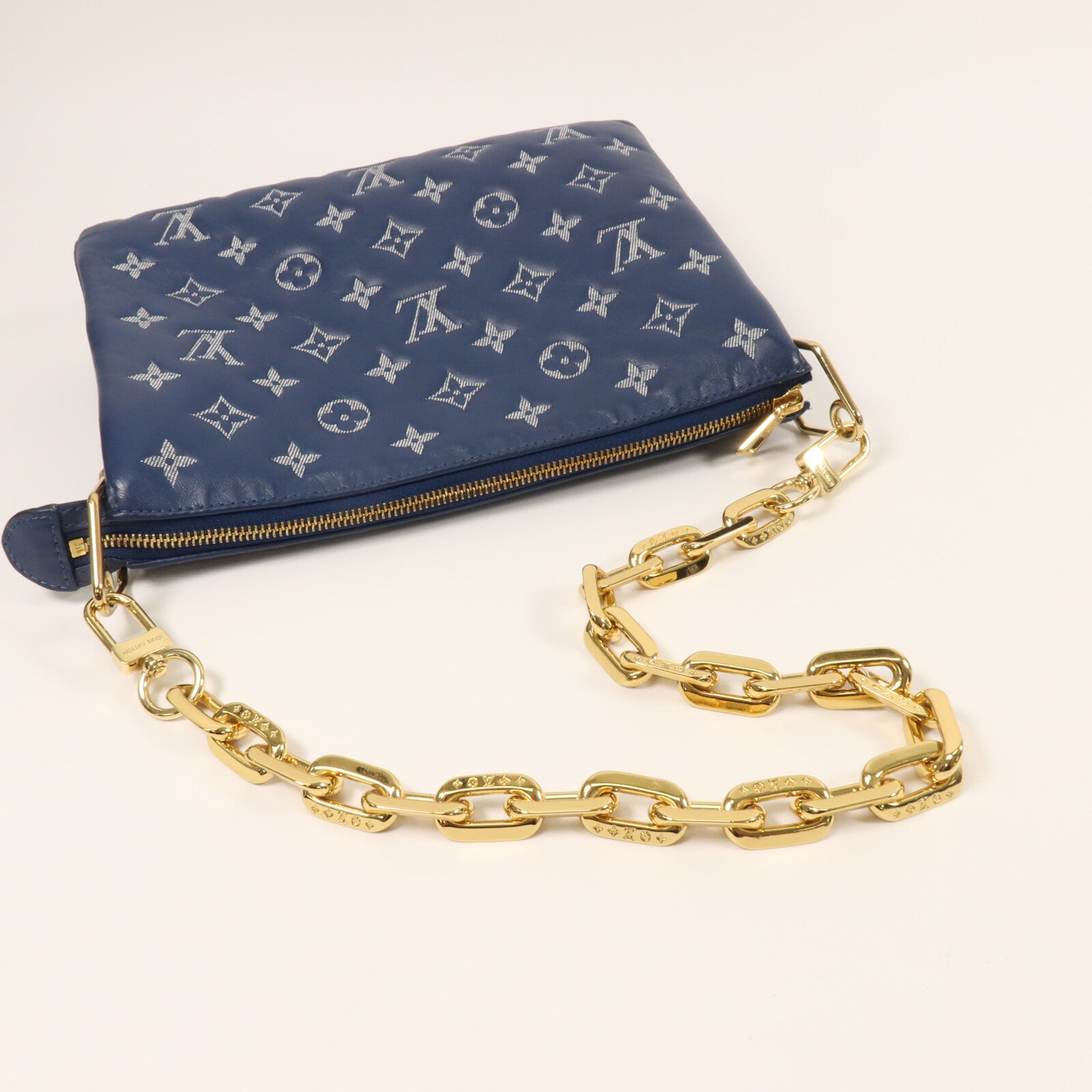 LOUIS VUITTON Monogram Lambskin Coussin PM鏈帶肩背袋