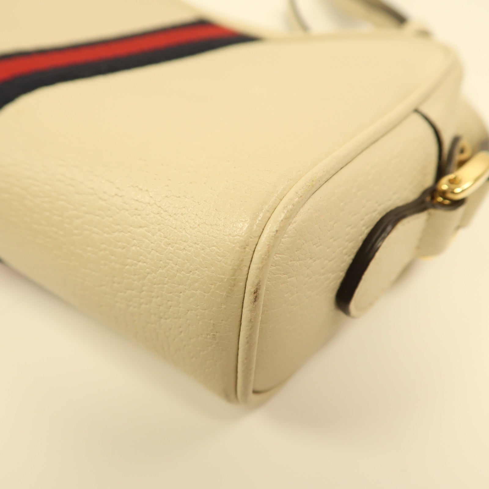 GUCCI 牛皮皮革Shoulder Bag金扣肩背袋白色