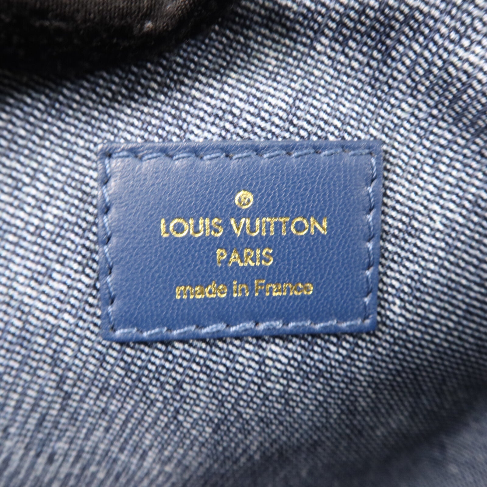 LOUIS VUITTON Monogram Lambskin Coussin PM鏈帶肩背袋