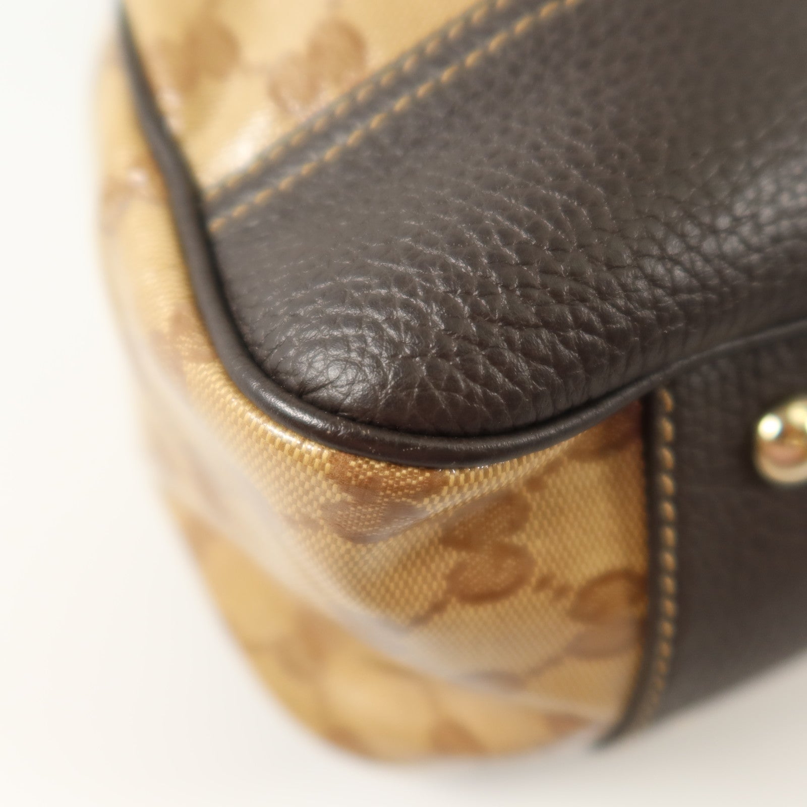 GUCCI 塗層帆布Shoulder Bag金扣肩背袋
