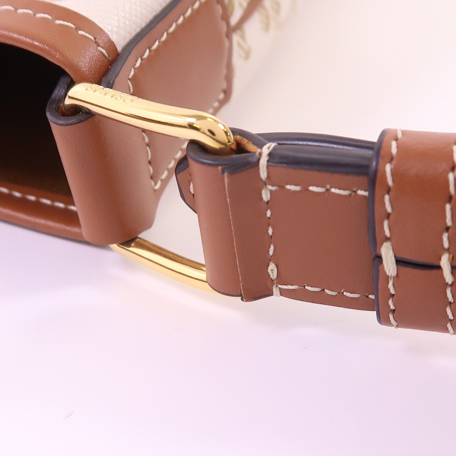 CELINE 塗層帆布Triomphe Small Bucket Bag金扣肩背袋