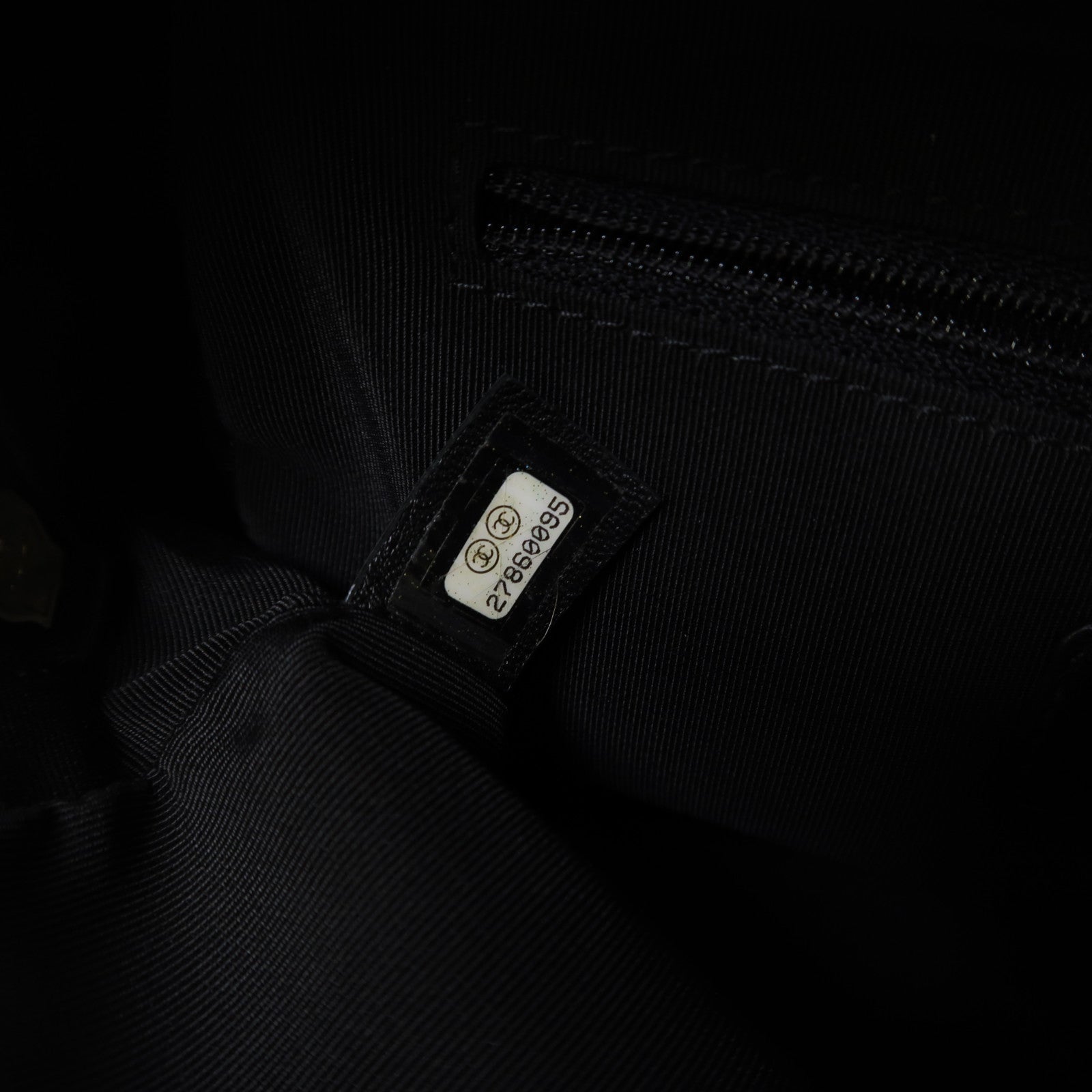 CHANEL 菱格牛皮皮革Chain Shoulder金扣手挽肩背兩用袋黑色