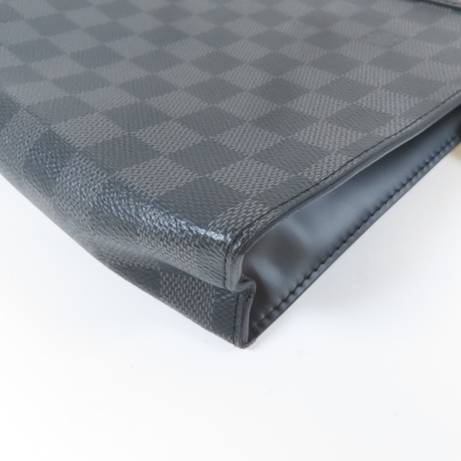 LOUIS VUITTON Damier Graphite Pochette Voyage銀扣手拿包黑色
