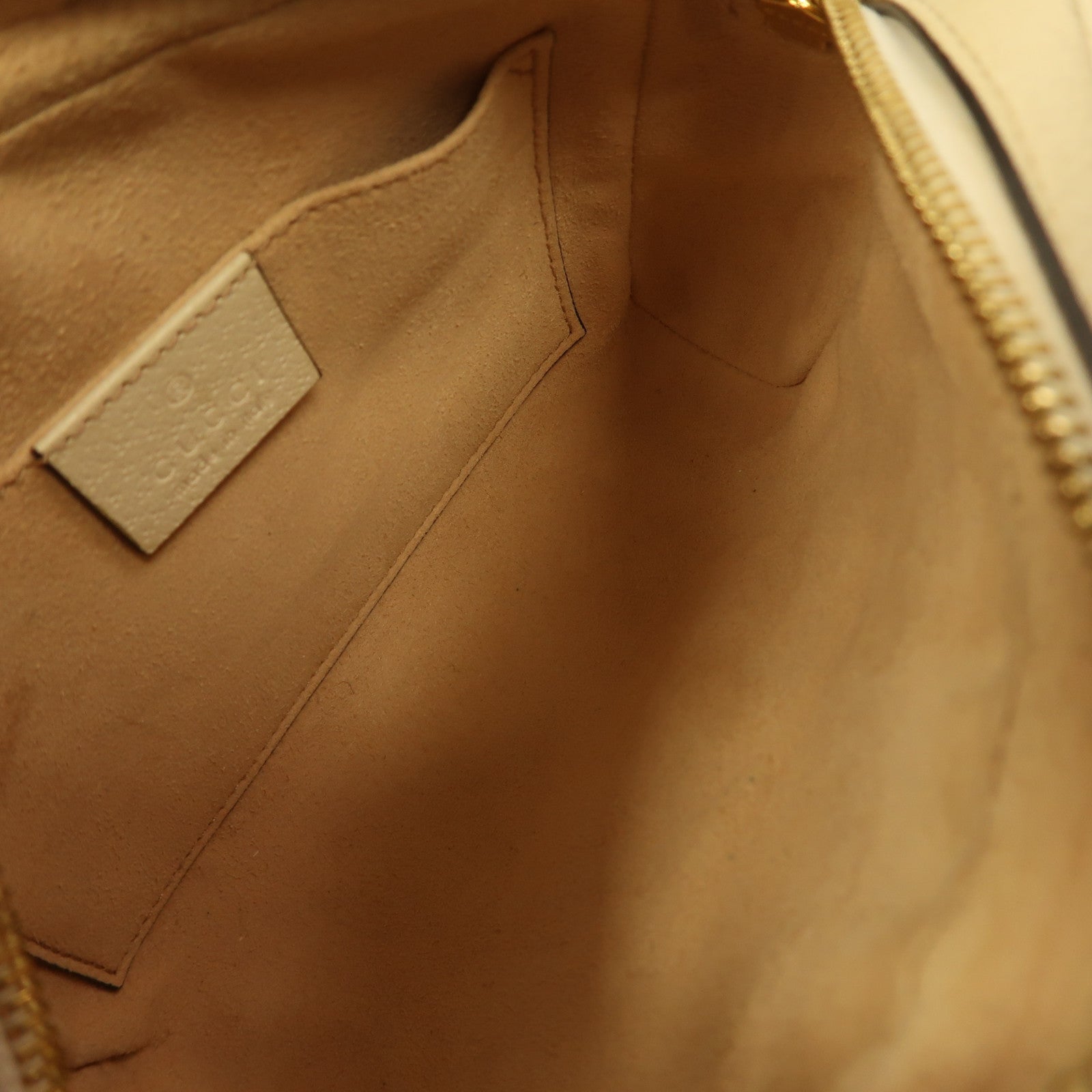 GUCCI 牛皮皮革Shoulder Bag金扣肩背袋白色