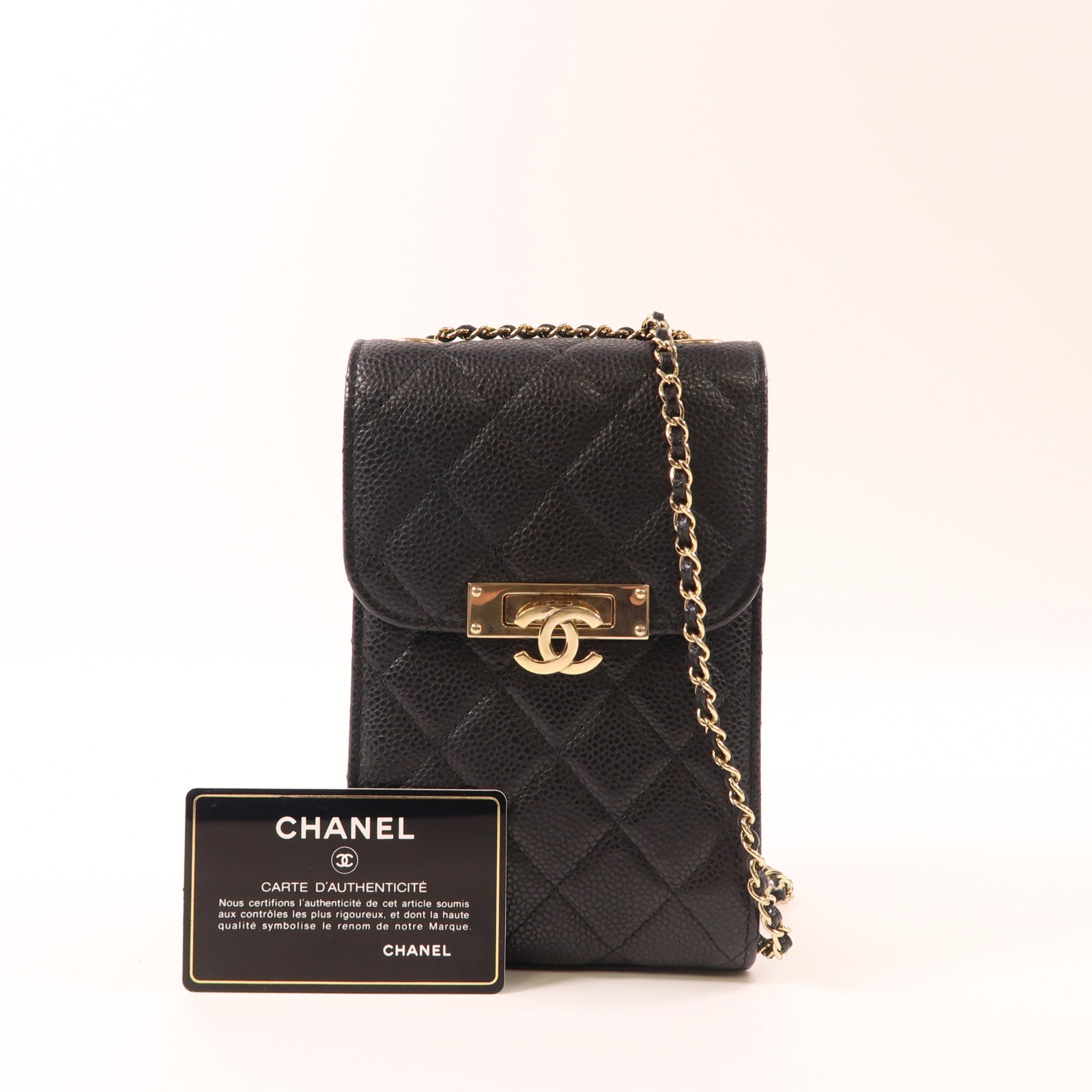 CHANEL 牛皮皮革Phone Chain Shoulder金扣肩背袋黑色