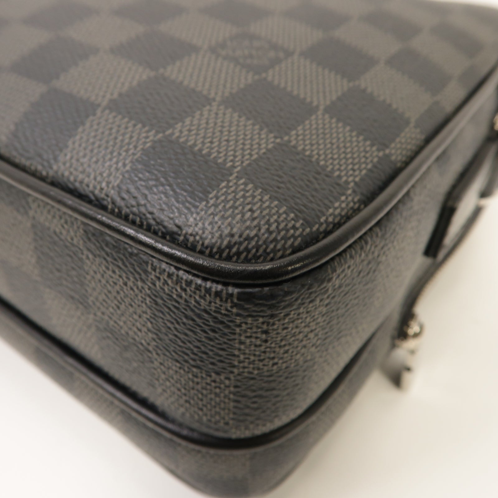 LOUIS VUITTON Damier Graphite Trocadero銀扣肩背袋黑色