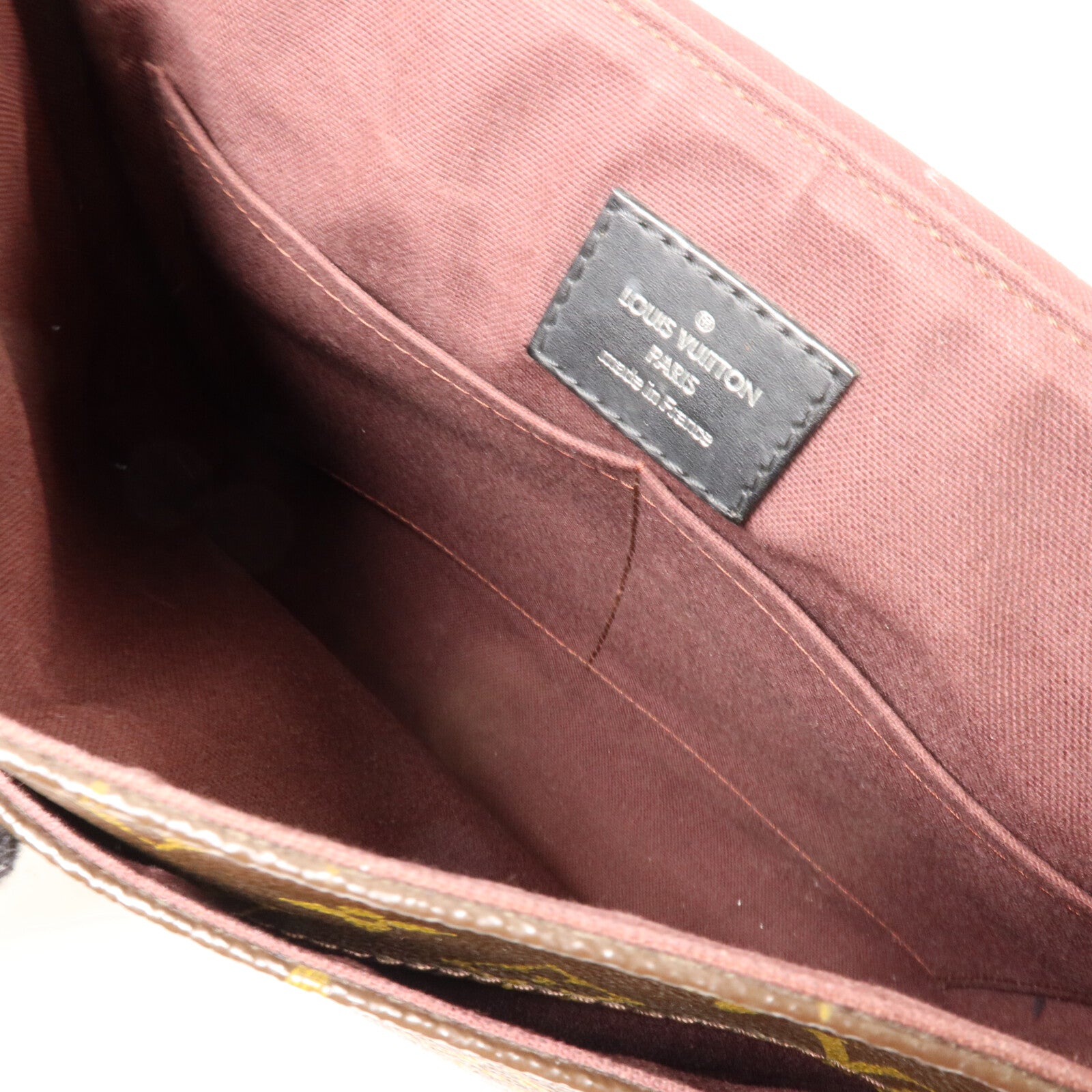 LOUIS VUITTON Monogram District PM肩背袋