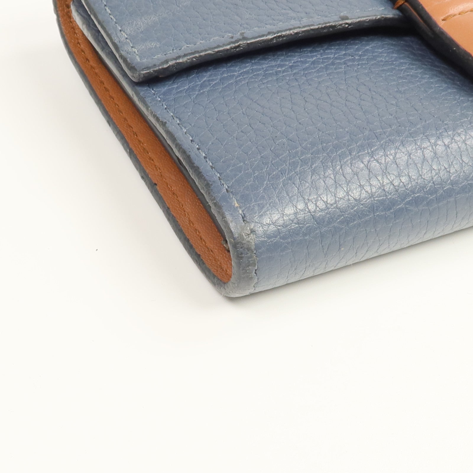 LOEWE 牛皮皮革Wallet銀扣錢包