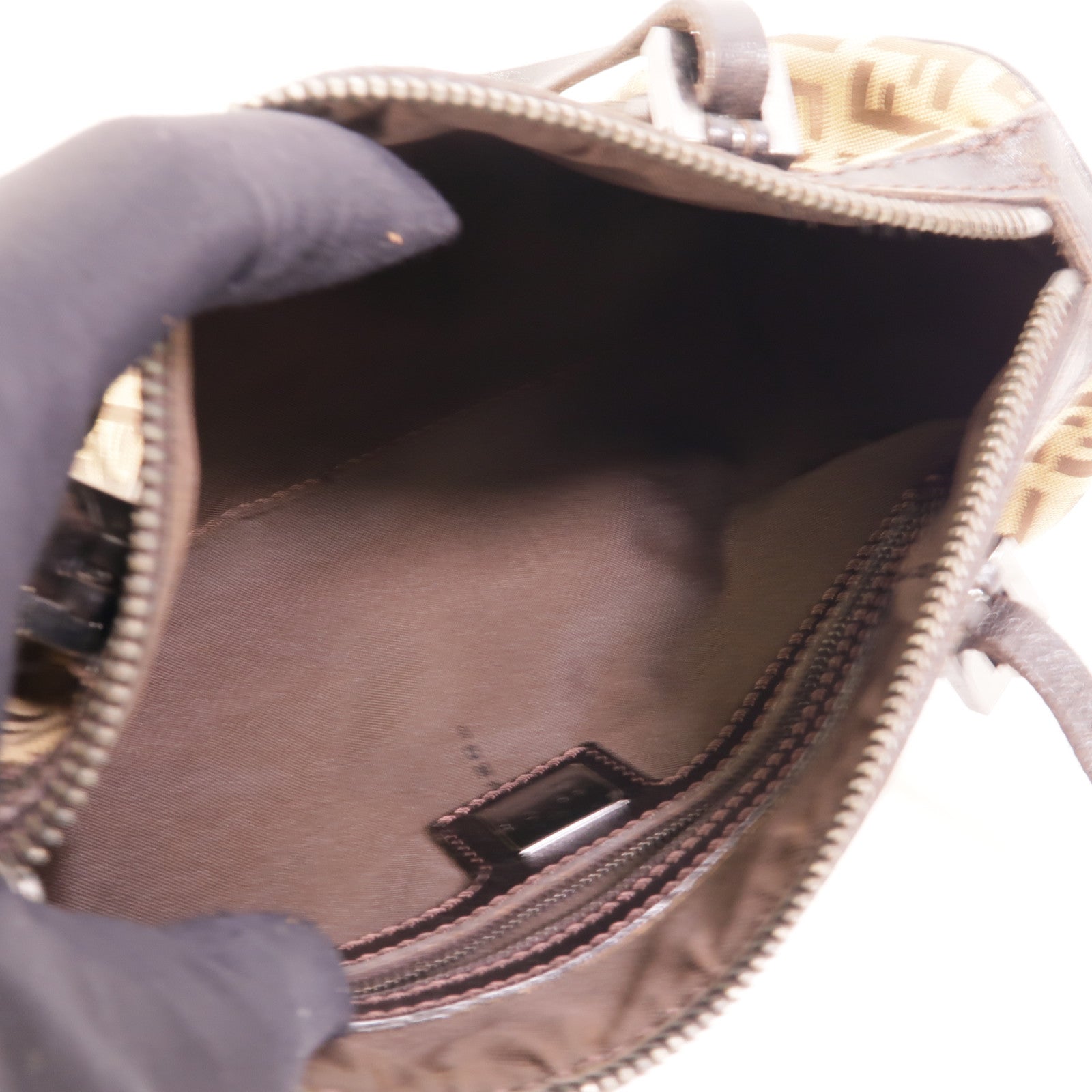FENDI 帆布Handbag手挽袋