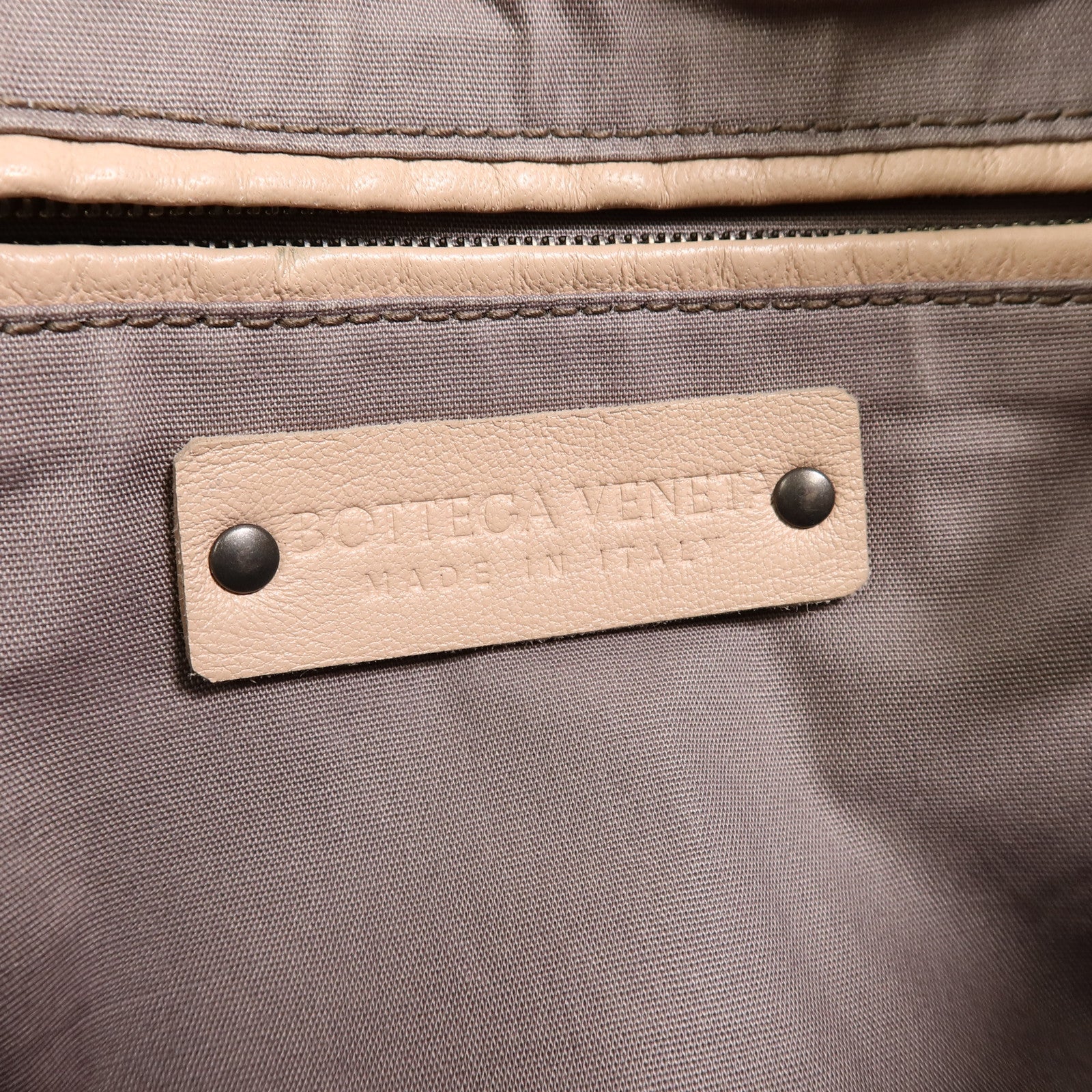 BOTTEGA VENETA 羊皮皮革Shoulder Bag肩背袋