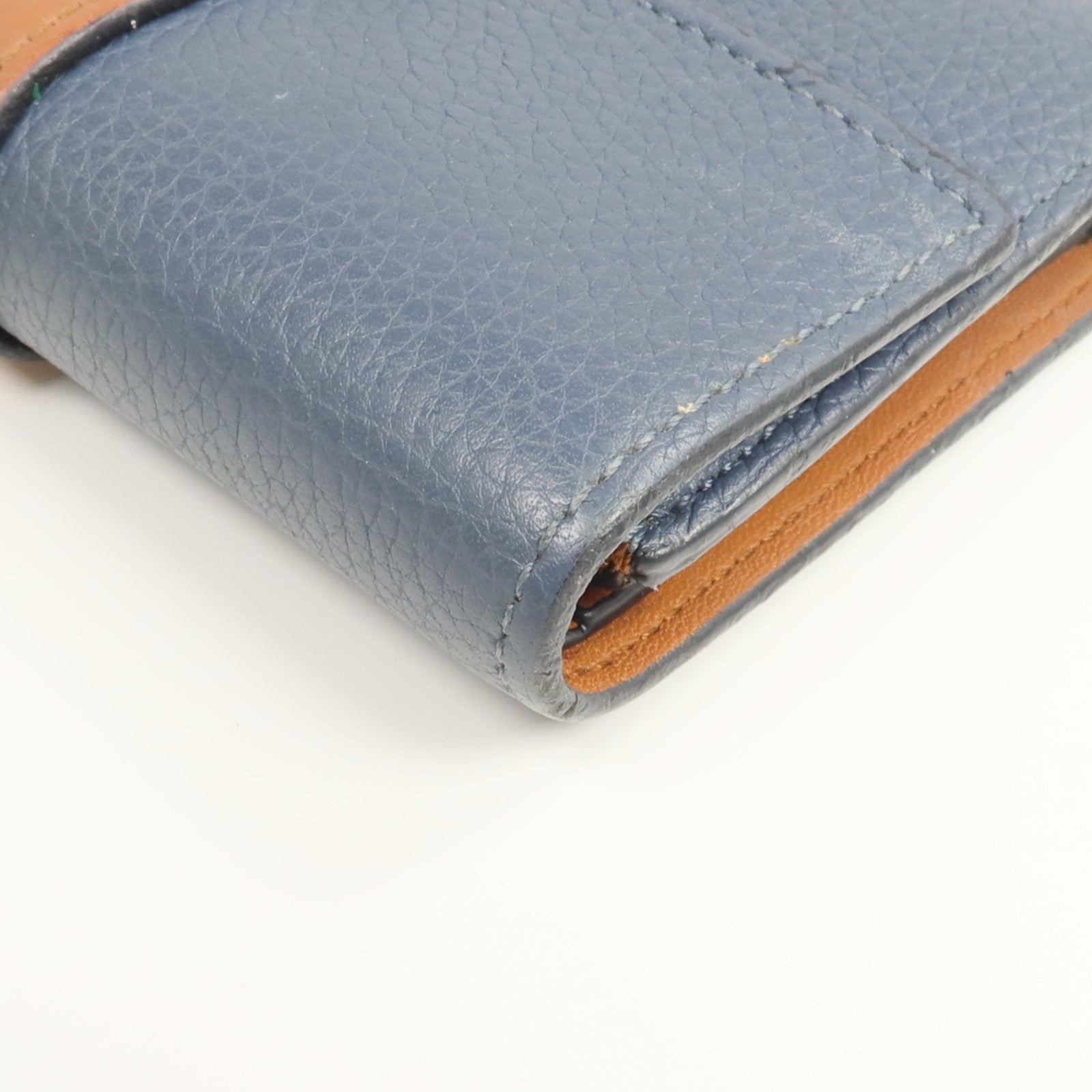 LOEWE 牛皮皮革Wallet銀扣錢包
