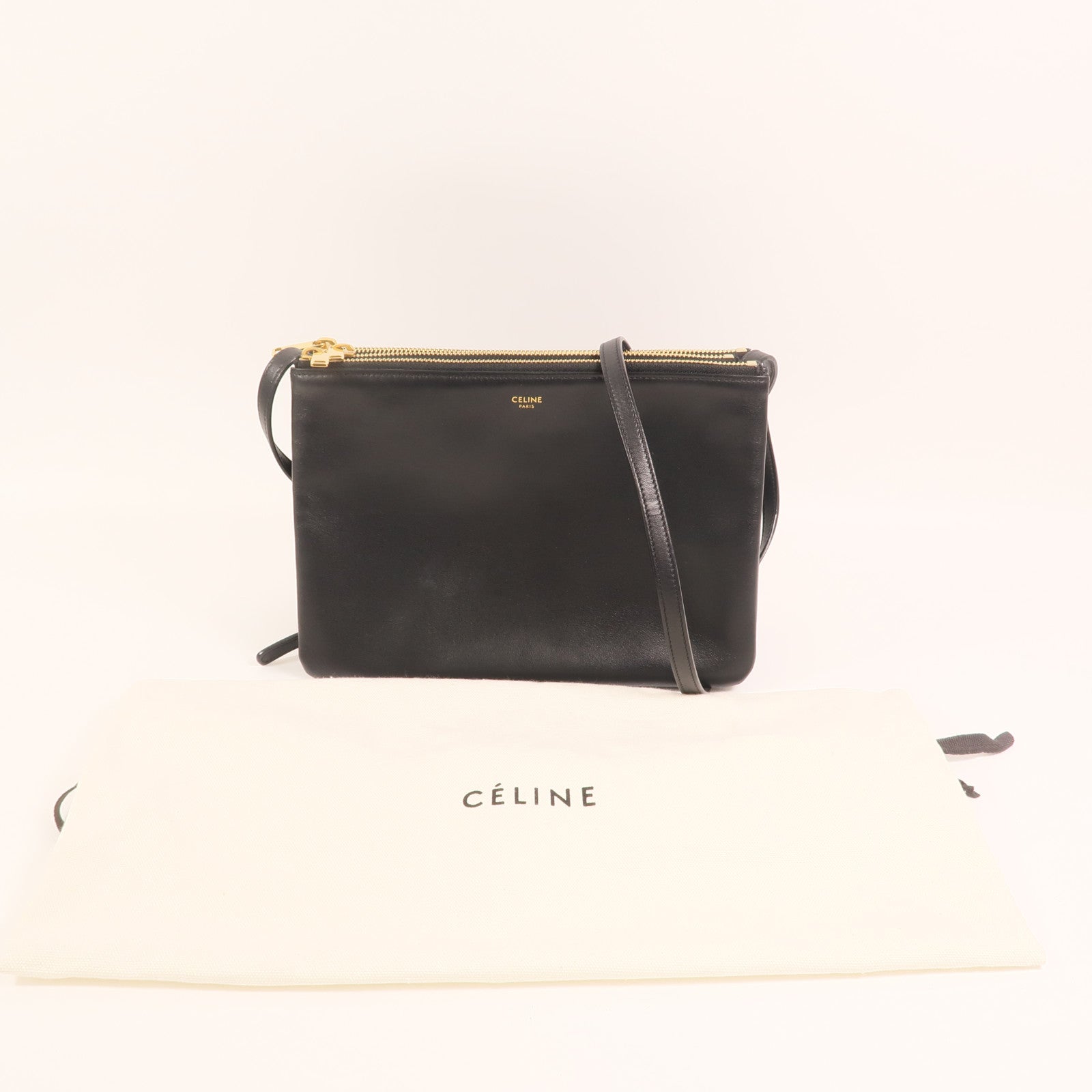 CELINE 牛皮皮革Trio金扣肩背袋