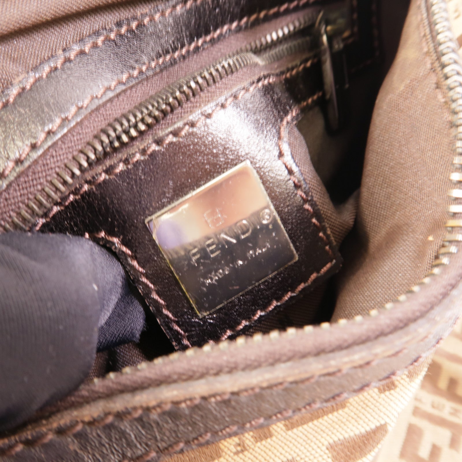 FENDI 帆布Handbag手挽袋