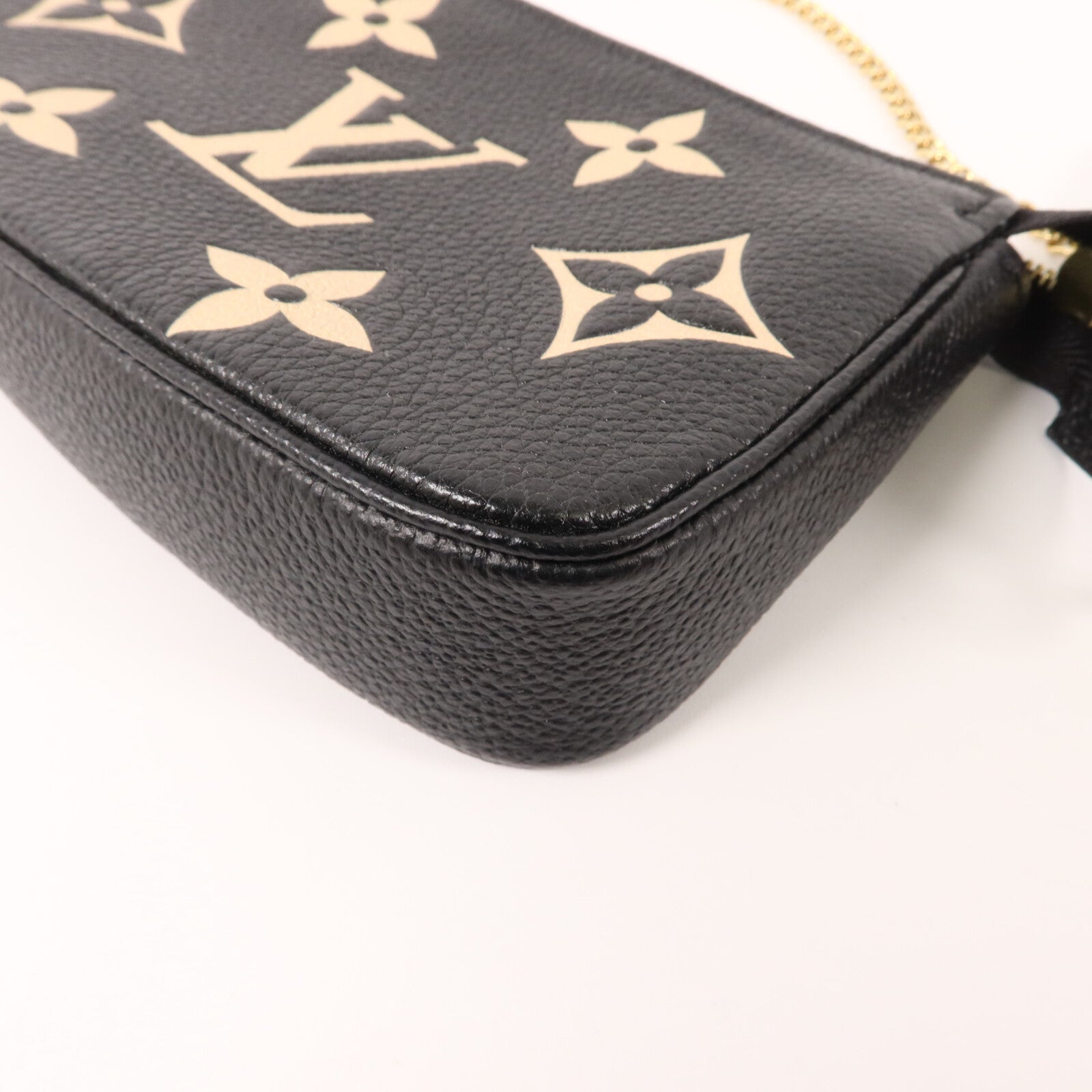 LOUIS VUITTON Monogram Empreinte Mini Pochette金扣鏈帶手挽袋