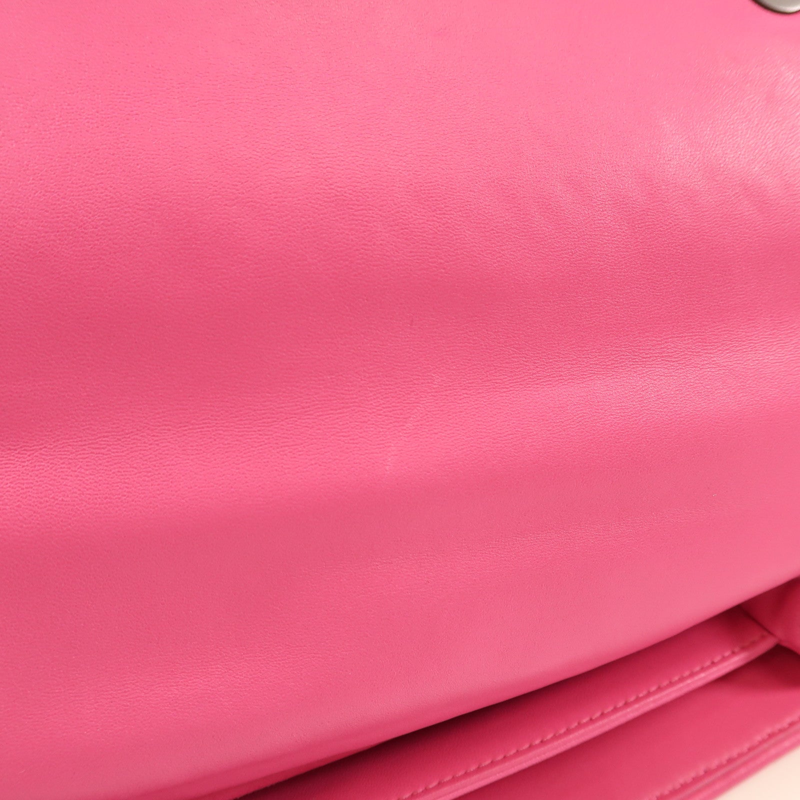 BOTTEGA VENETA 牛皮皮革Olimpia Medium黑扣鏈帶肩背袋