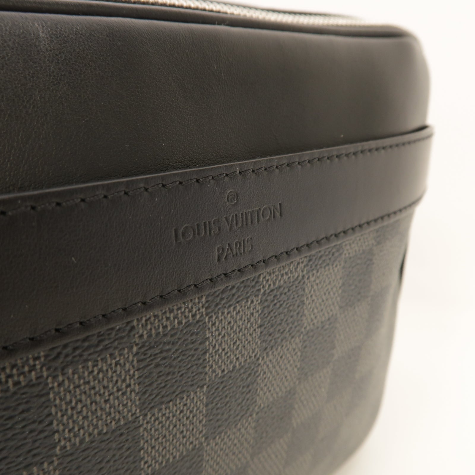 LOUIS VUITTON Damier Graphite Trocadero銀扣肩背袋黑色