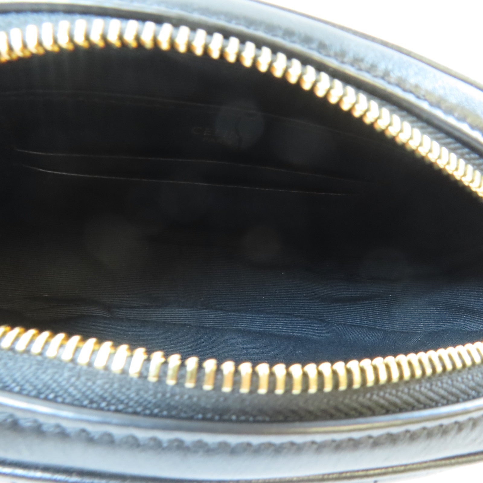 CELINE 牛皮皮革C Charm Bag金扣肩背袋黑色