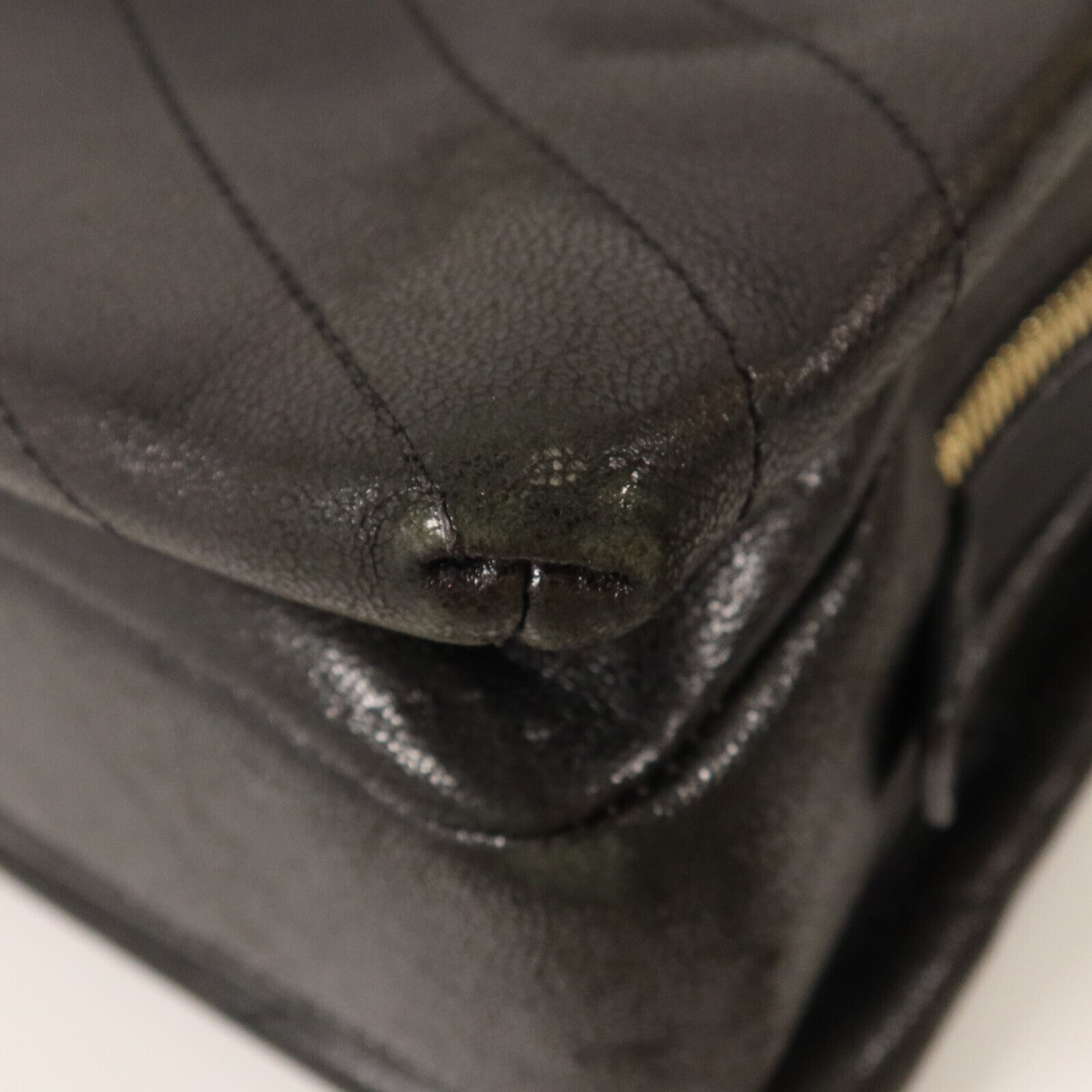 CHANEL 牛皮皮革Chain Shoulder金扣鏈帶肩背袋