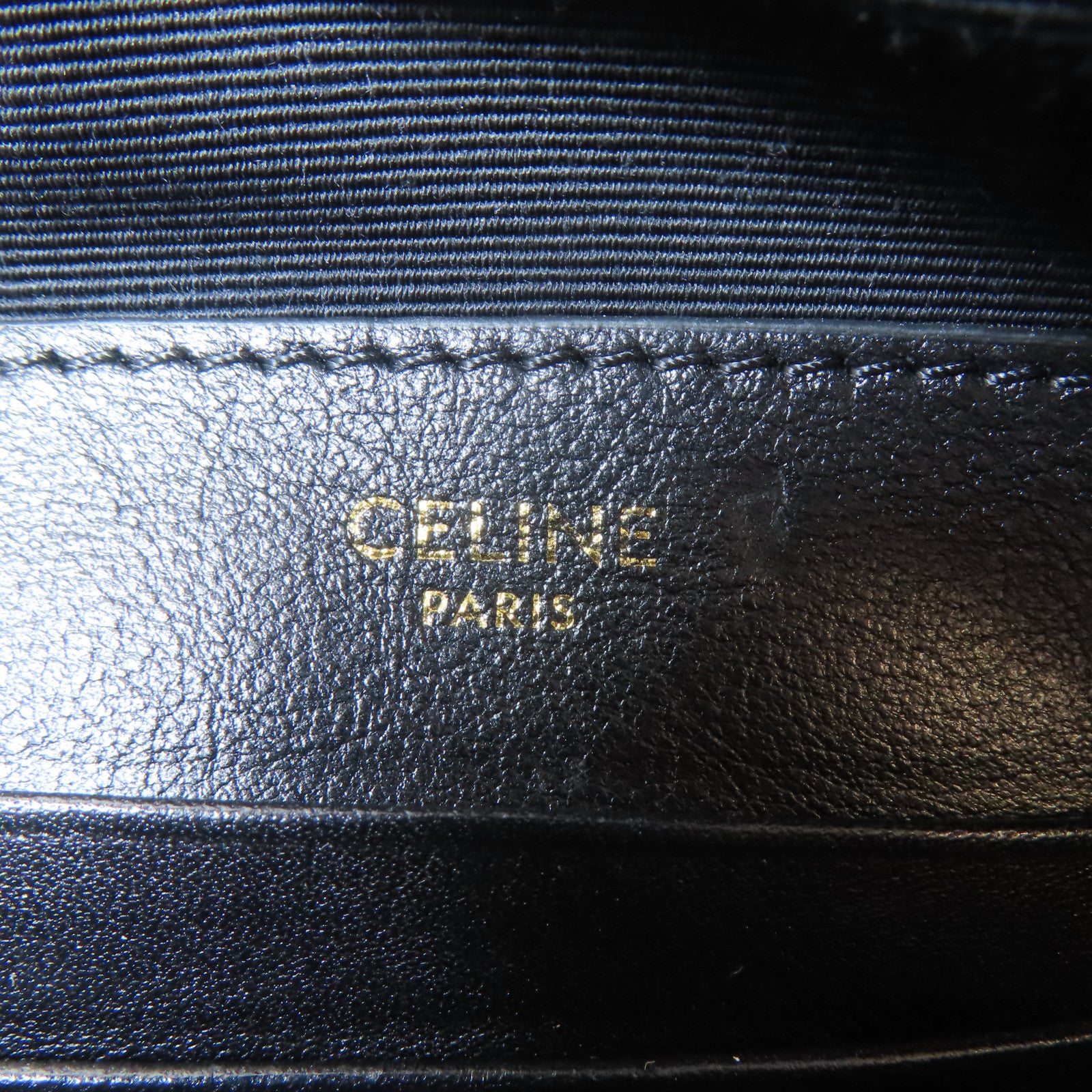 CELINE 牛皮皮革C Charm Bag金扣肩背袋黑色