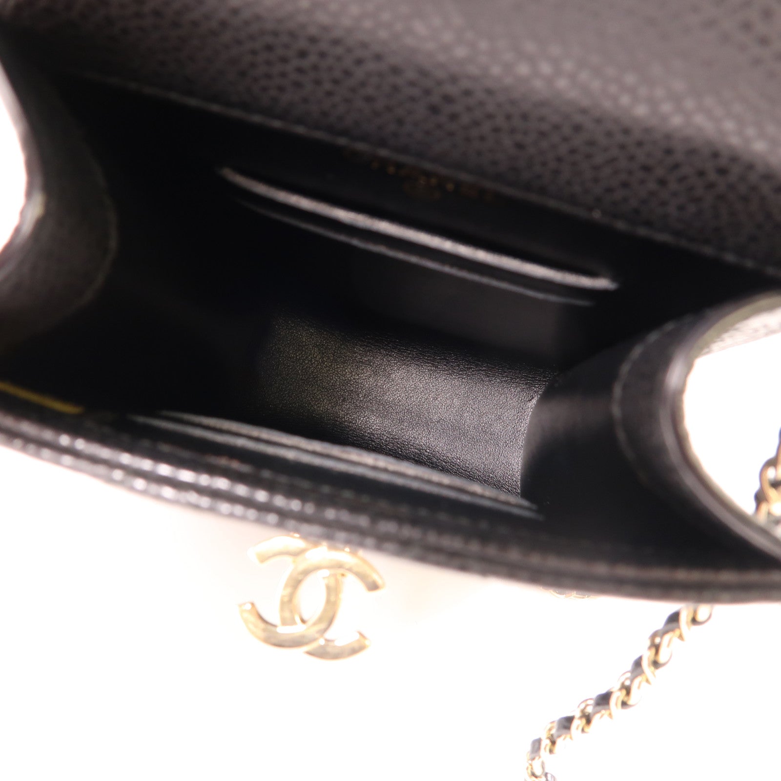 CHANEL 牛皮皮革Phone Chain Shoulder金扣肩背袋黑色