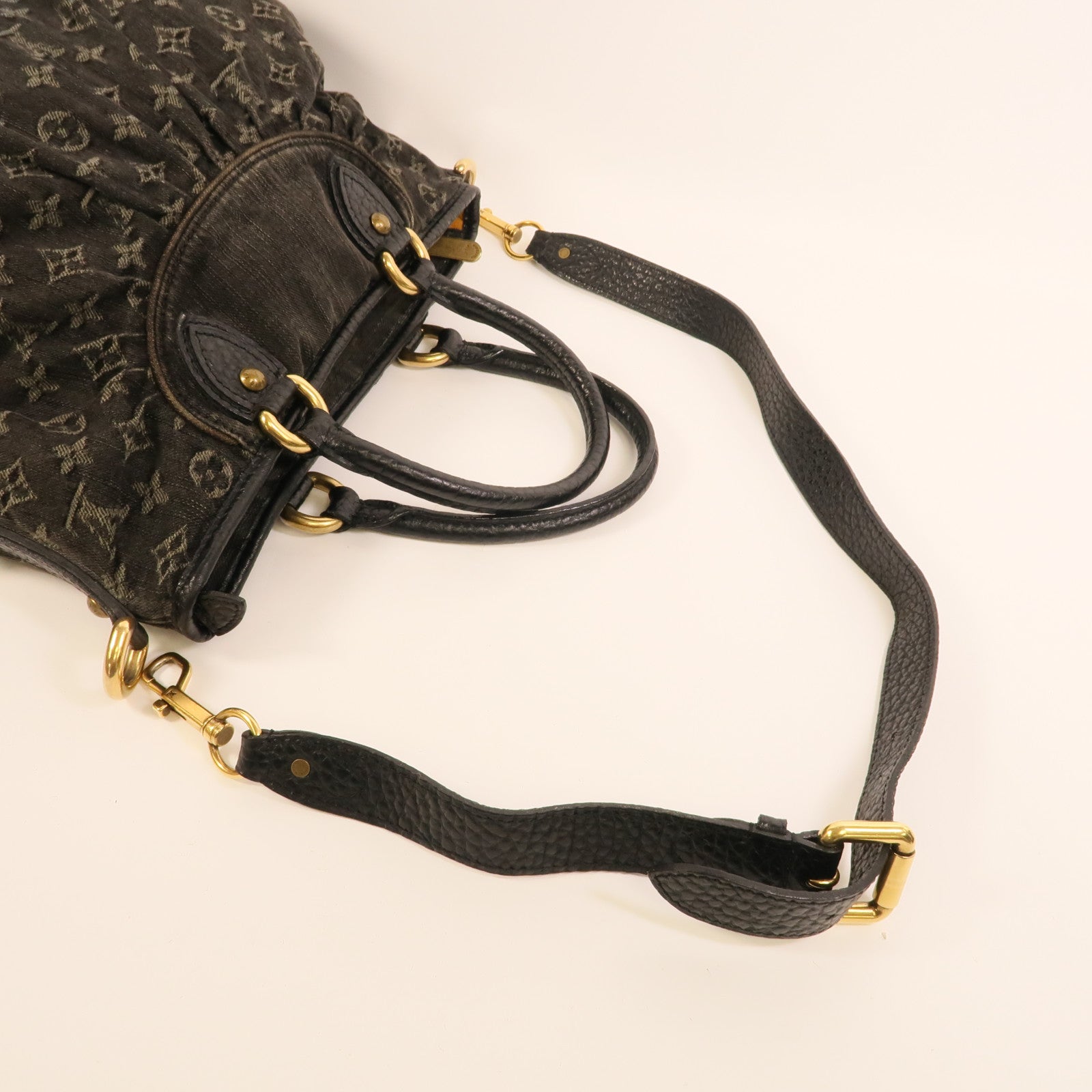 LOUIS VUITTON Monogram Denim Neo Cabby MM金扣手挽肩背兩用袋