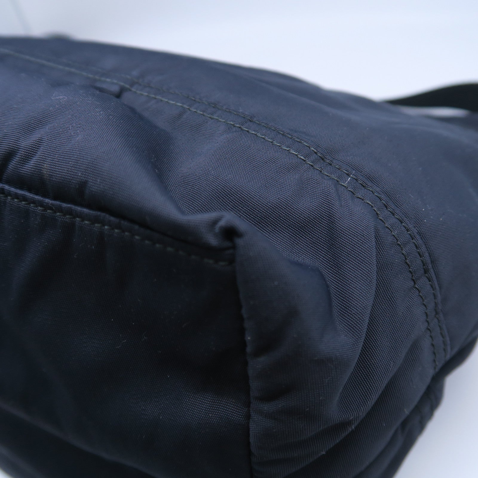PRADA 【激減優惠】尼龍Shoulder Bag銀扣肩背袋深藍色